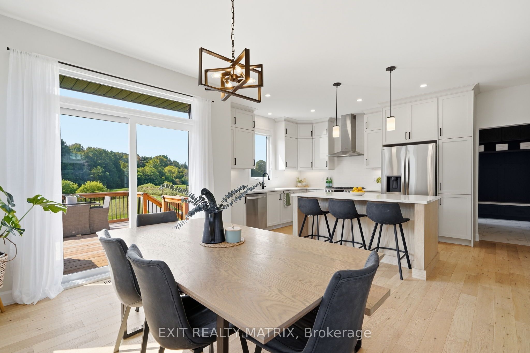 1339 Fribourg Street Property Photo 15
