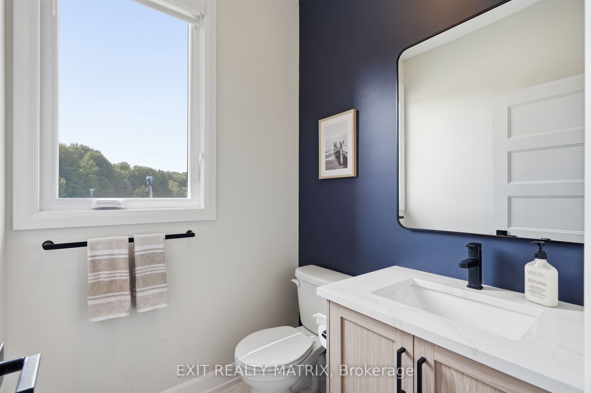 1339 Fribourg Street Property Photo 18