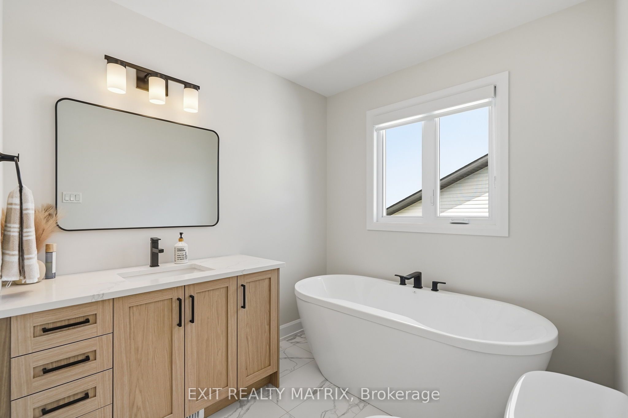 1339 Fribourg Street Property Photo 21