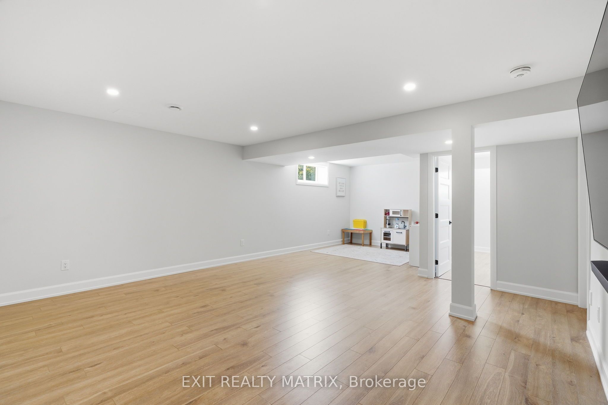 1339 Fribourg Street Property Photo 30