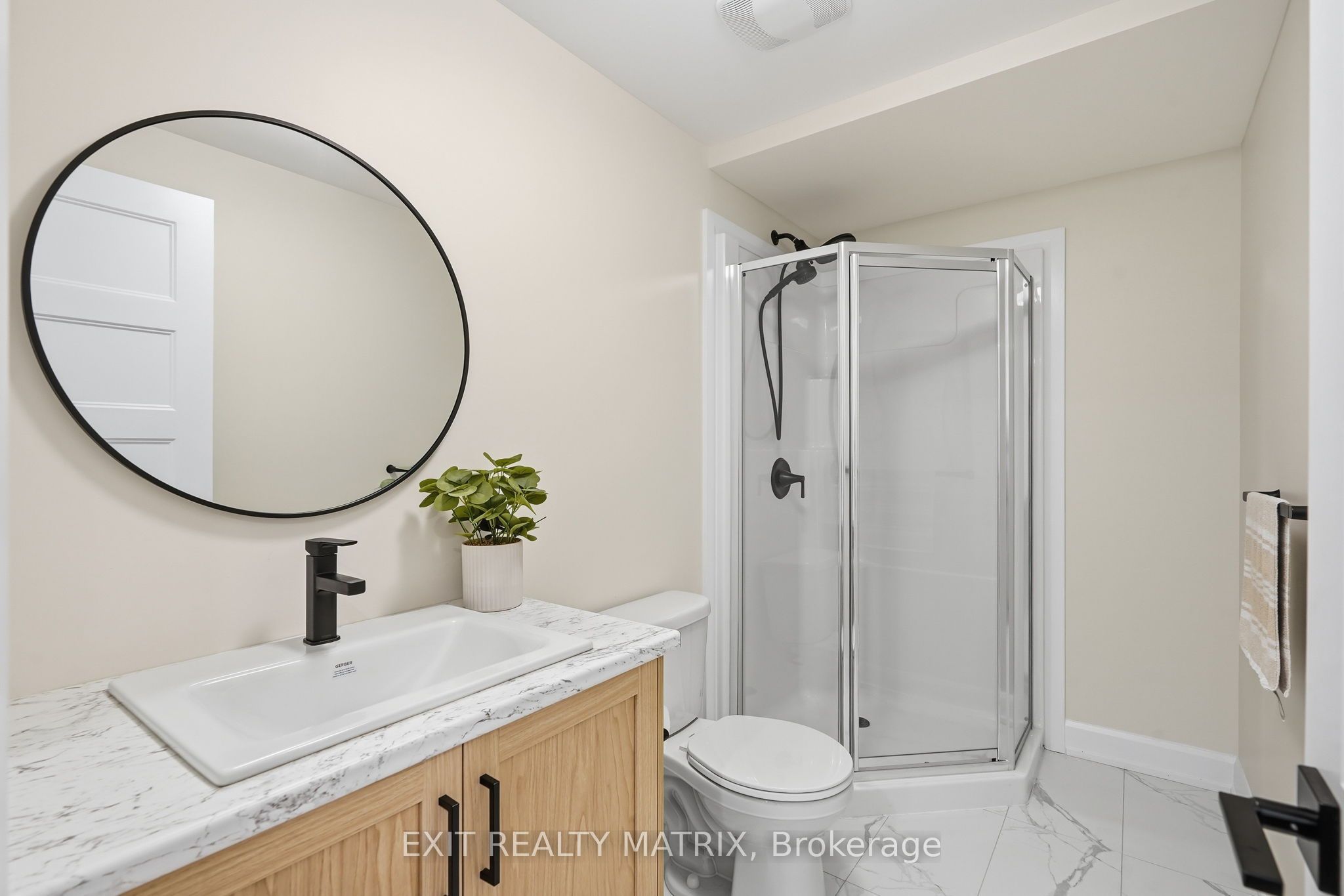1339 Fribourg Street Property Photo 32