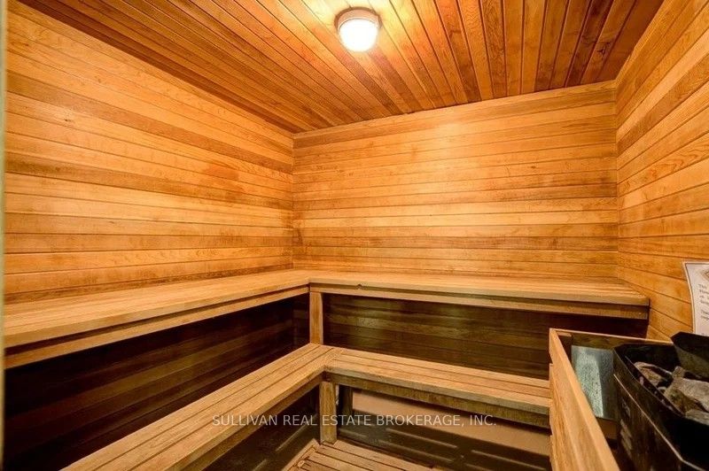 3227 King Street E 702 Property Photo 25