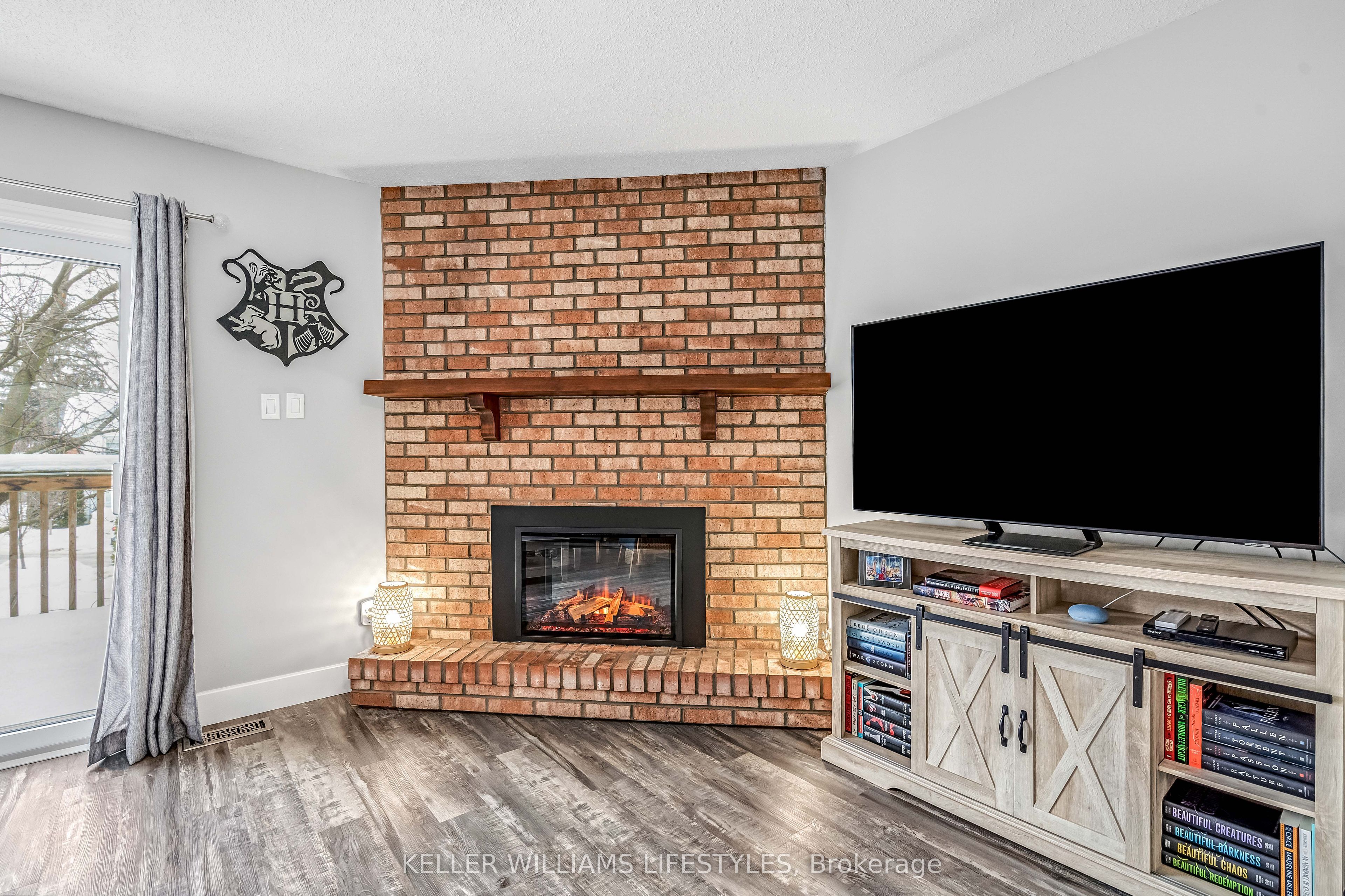 1399 Commissioners Road W 26 Property Photo 18