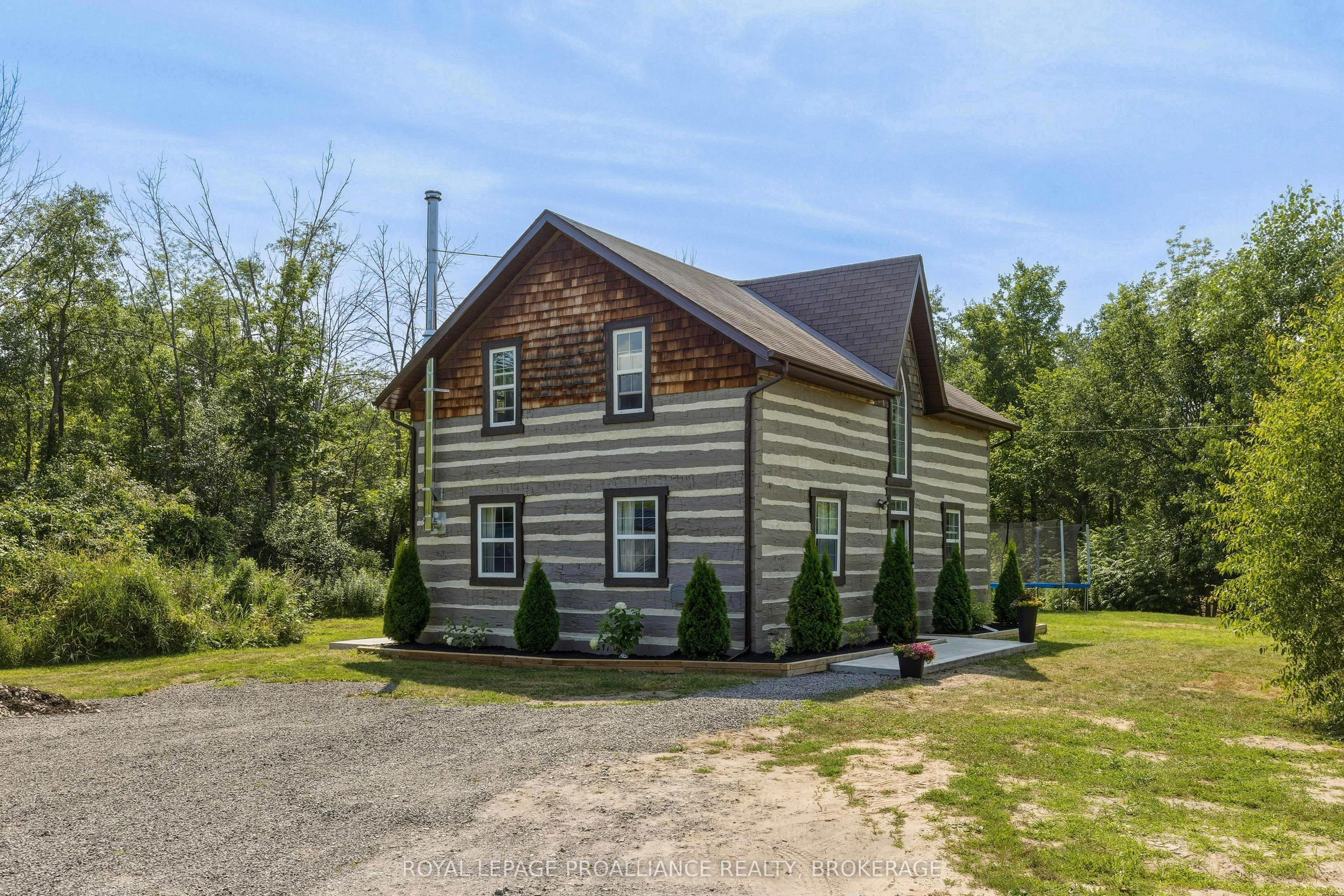 418 Highway 32 Property Photo 2