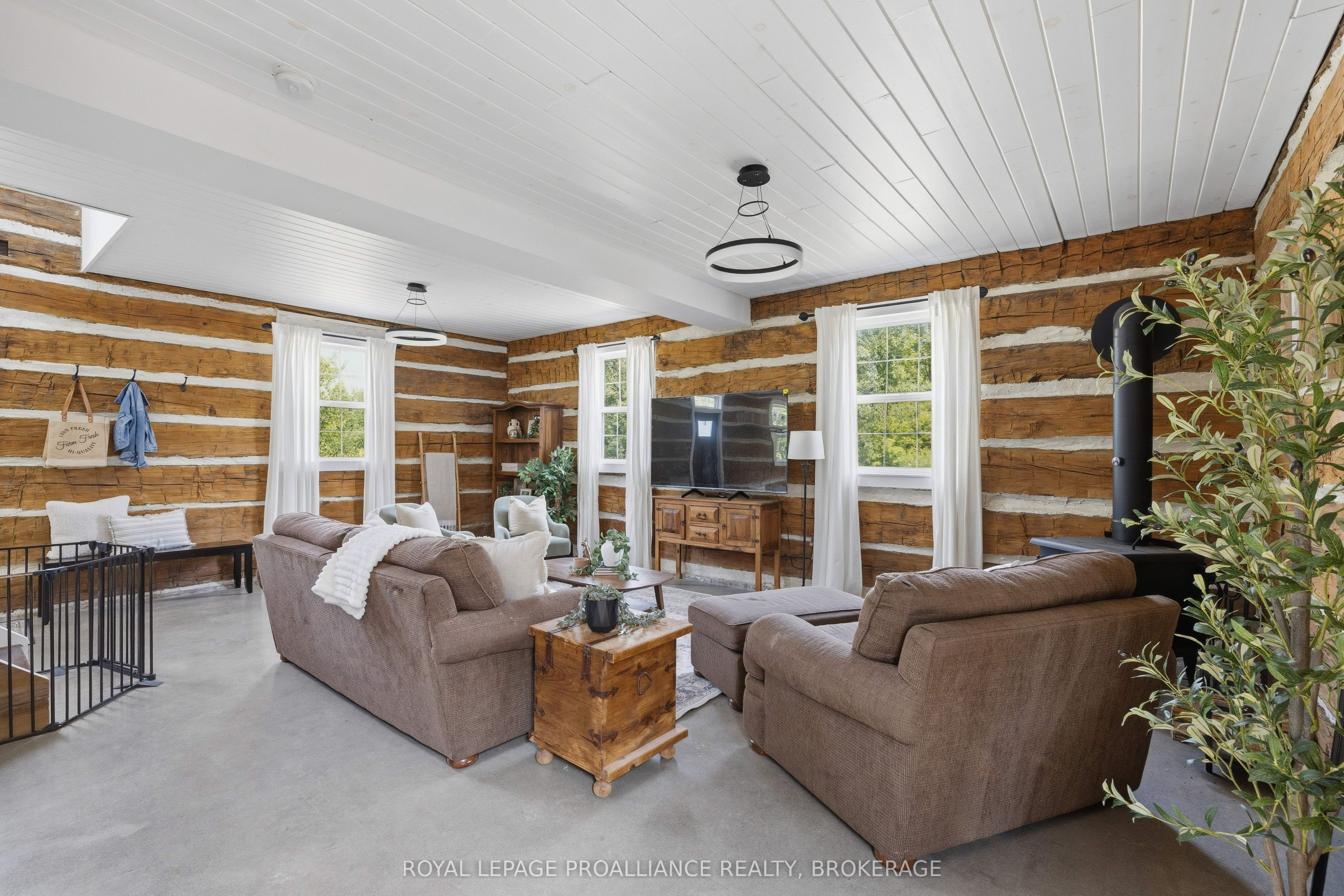 418 Highway 32 Property Photo 4
