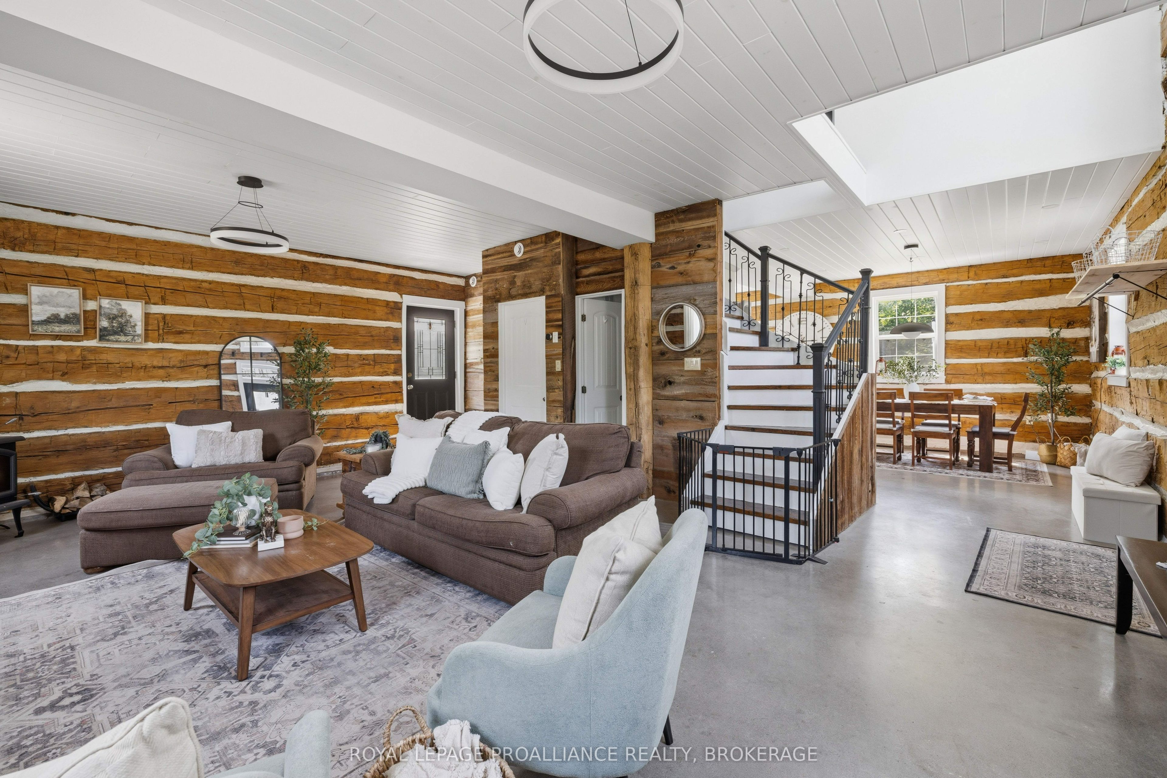 418 Highway 32 Property Photo 5