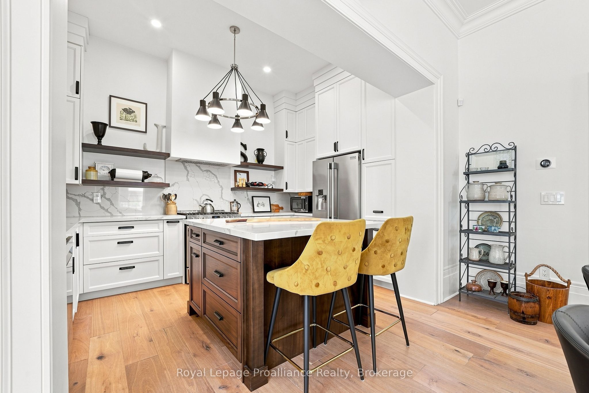 220 Charles Street Property Photo 11