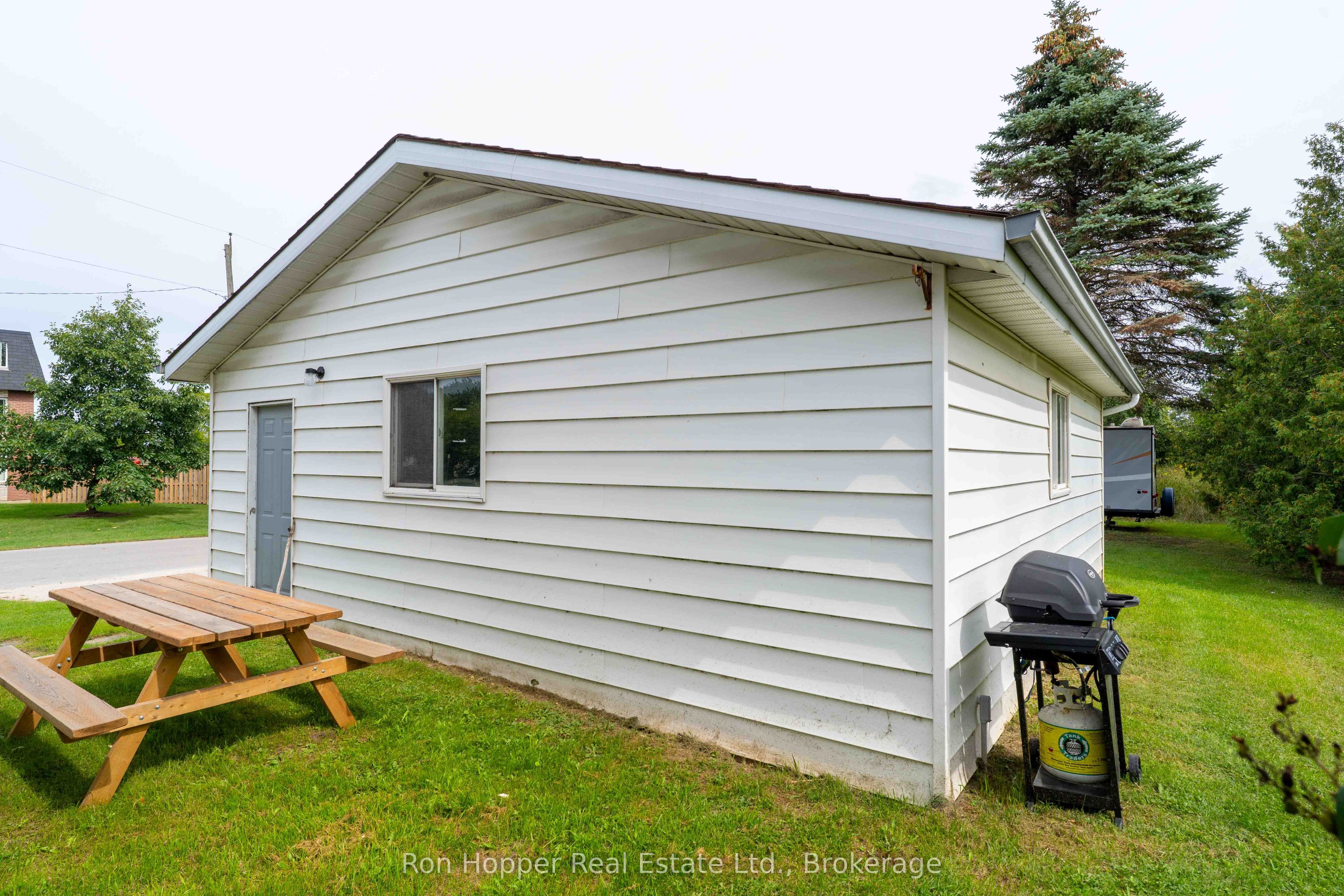 1885 9th Avenue E Property Photo 28