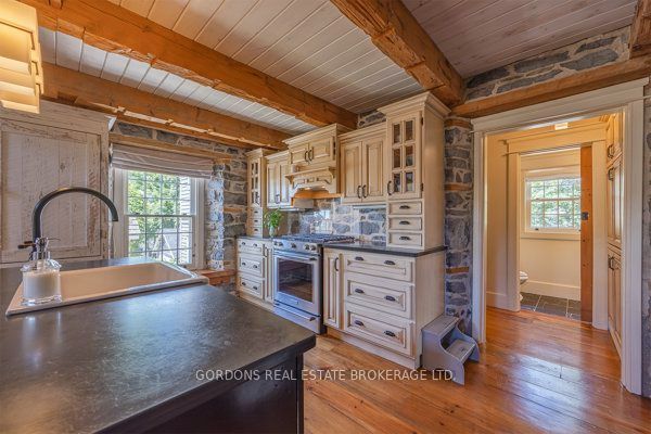 236 James Street Property Photo 13