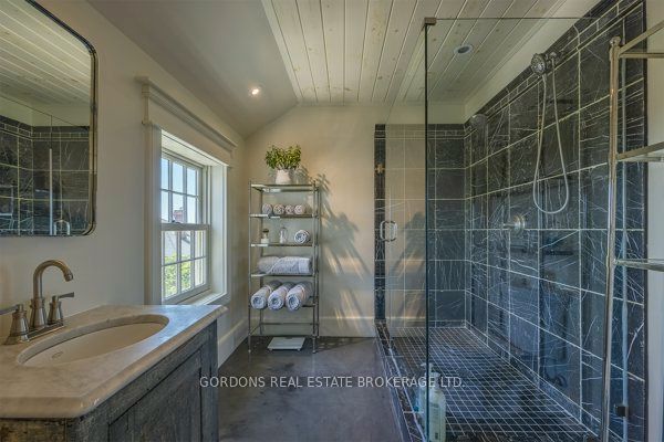 236 James Street Property Photo 33
