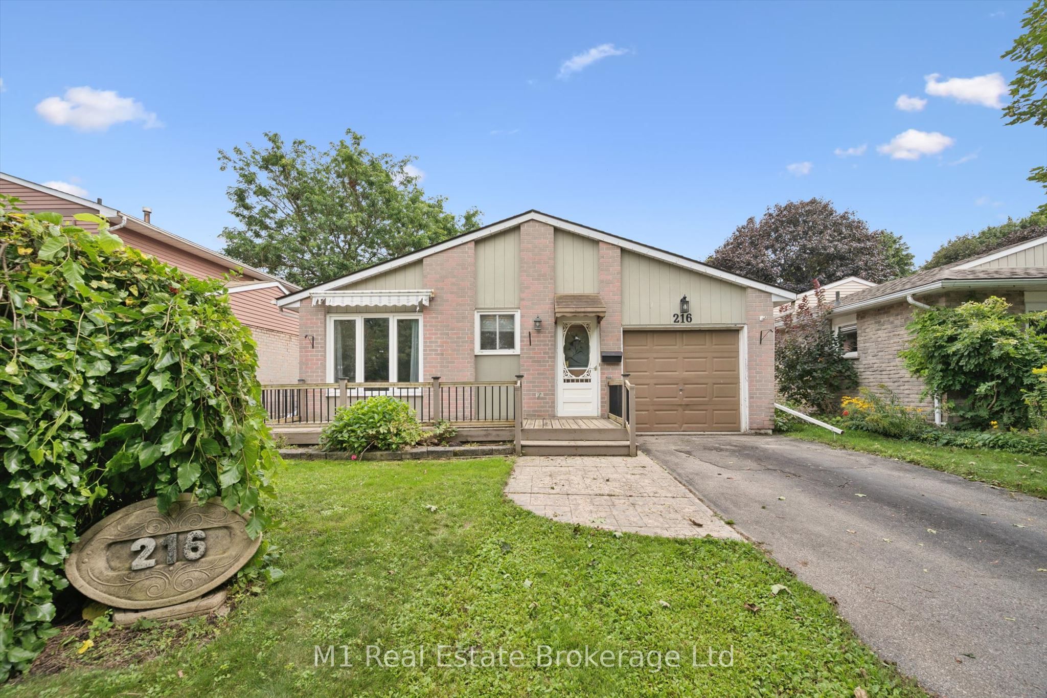 216 Parkside Drive E Property Photo 1