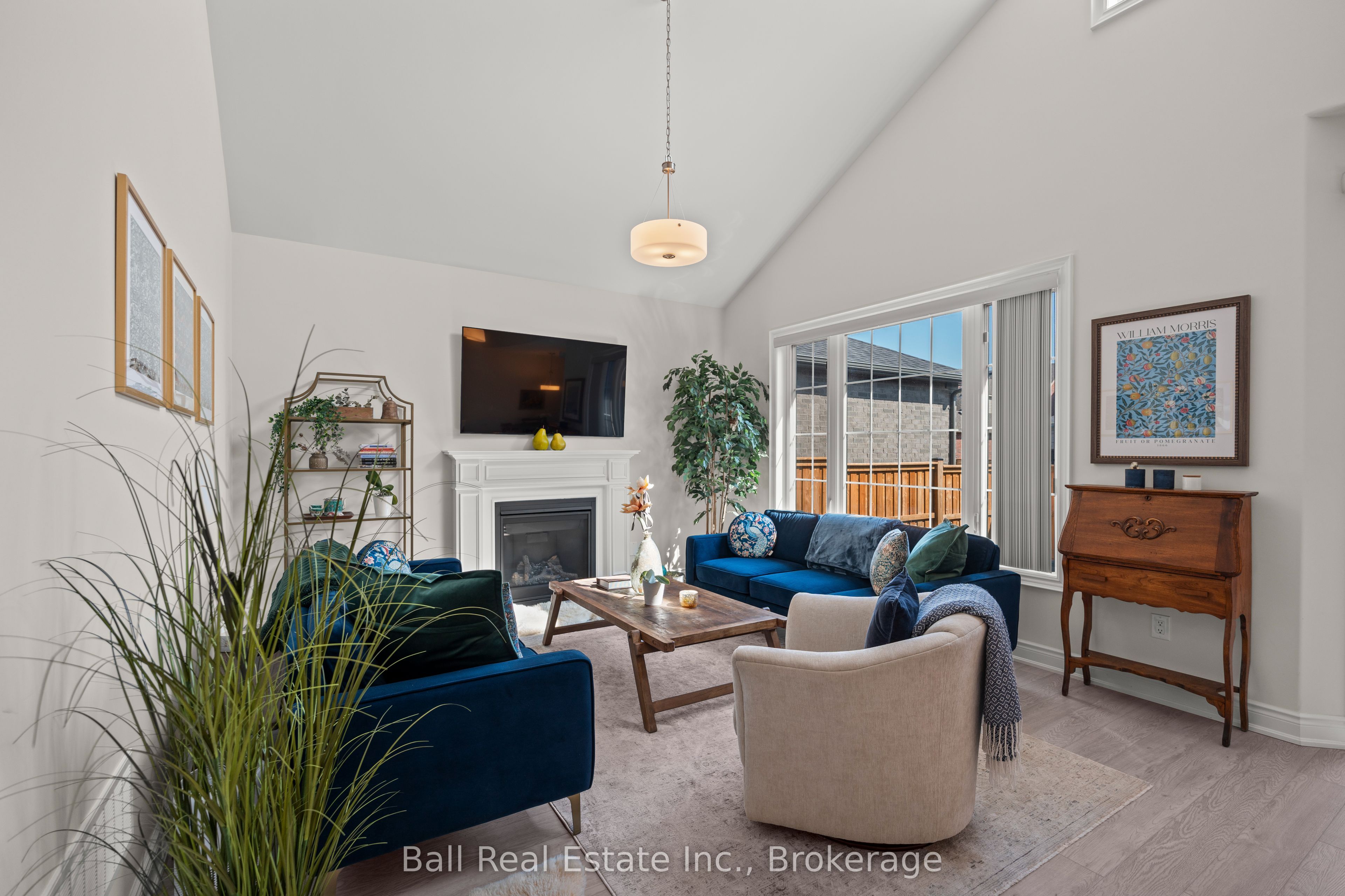708 Whetstone Lane S Property Photo 17