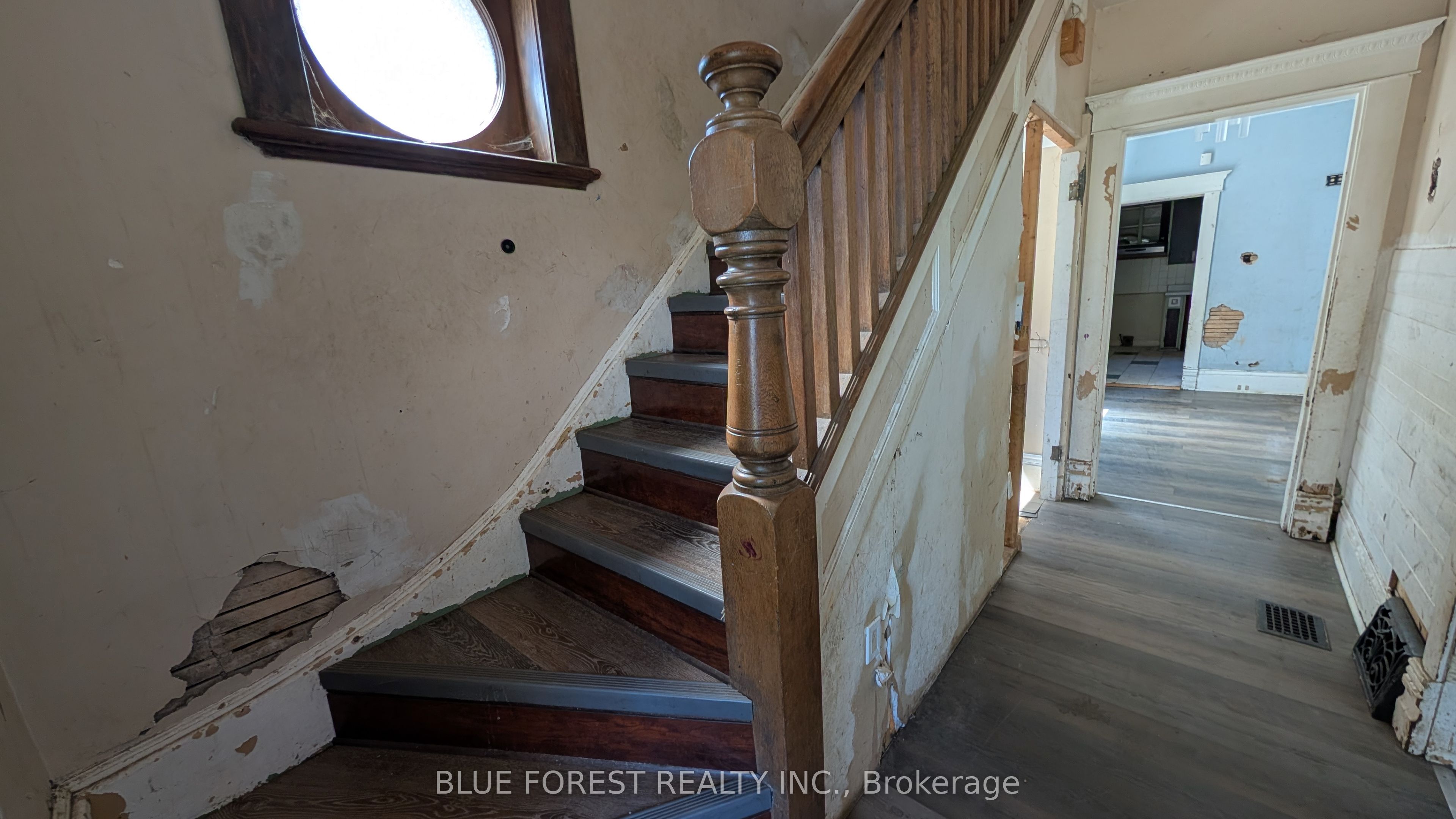 23 Hyatt Avenue Property Photo 4
