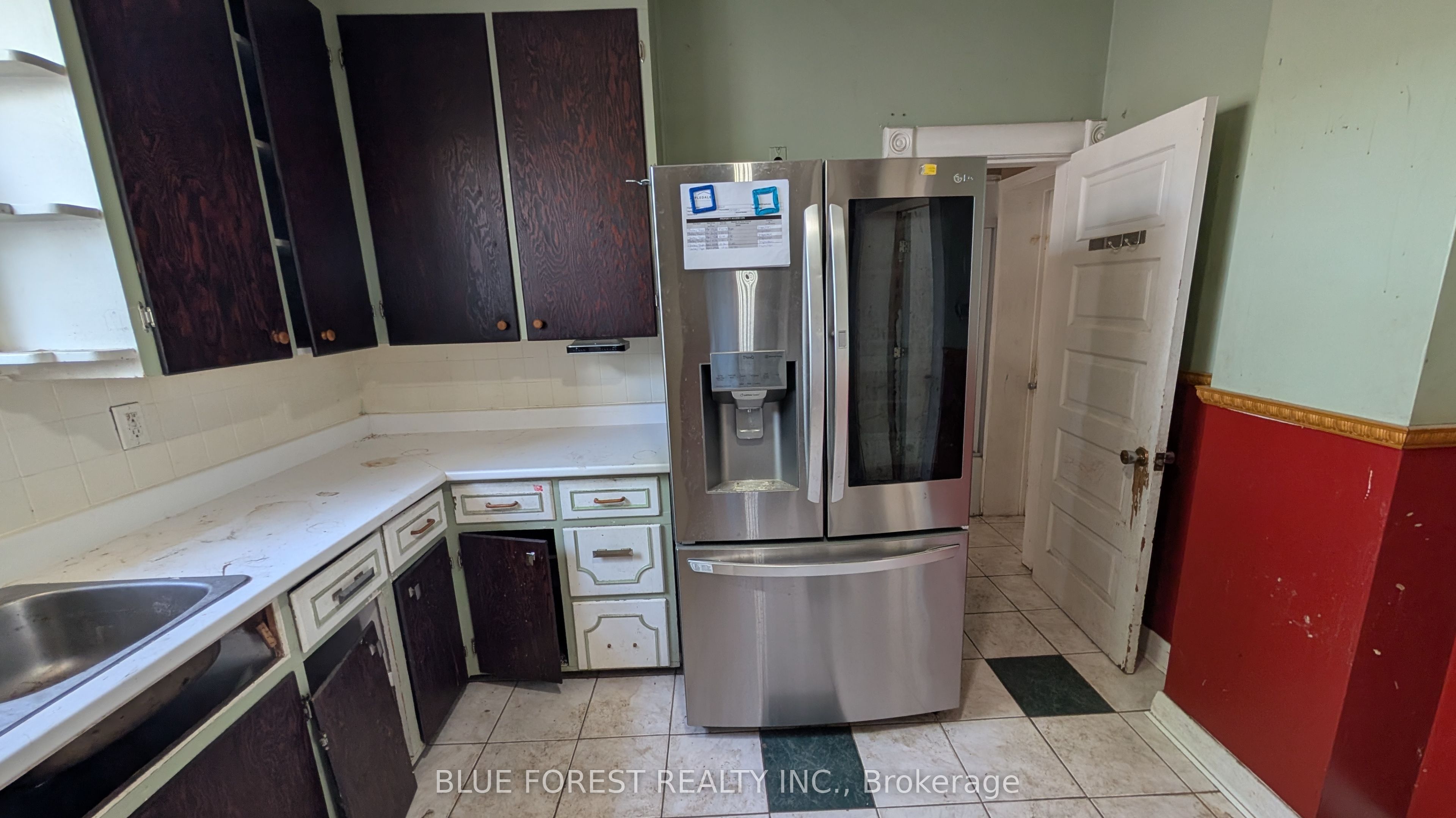 23 Hyatt Avenue Property Photo 13