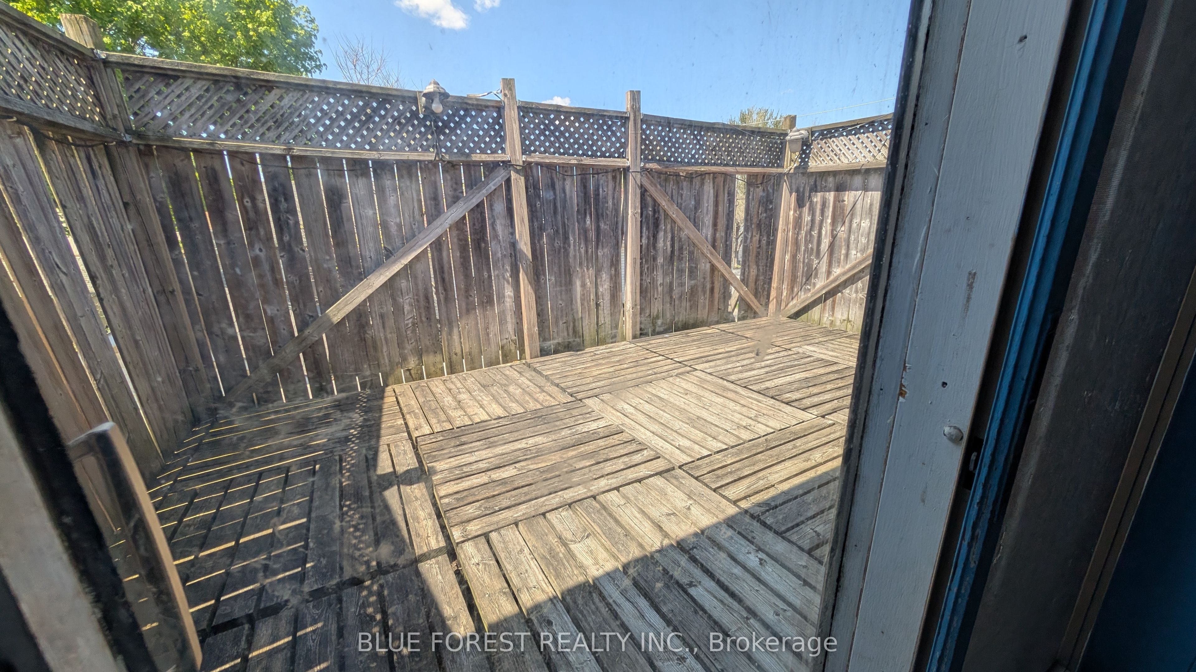 23 Hyatt Avenue Property Photo 24