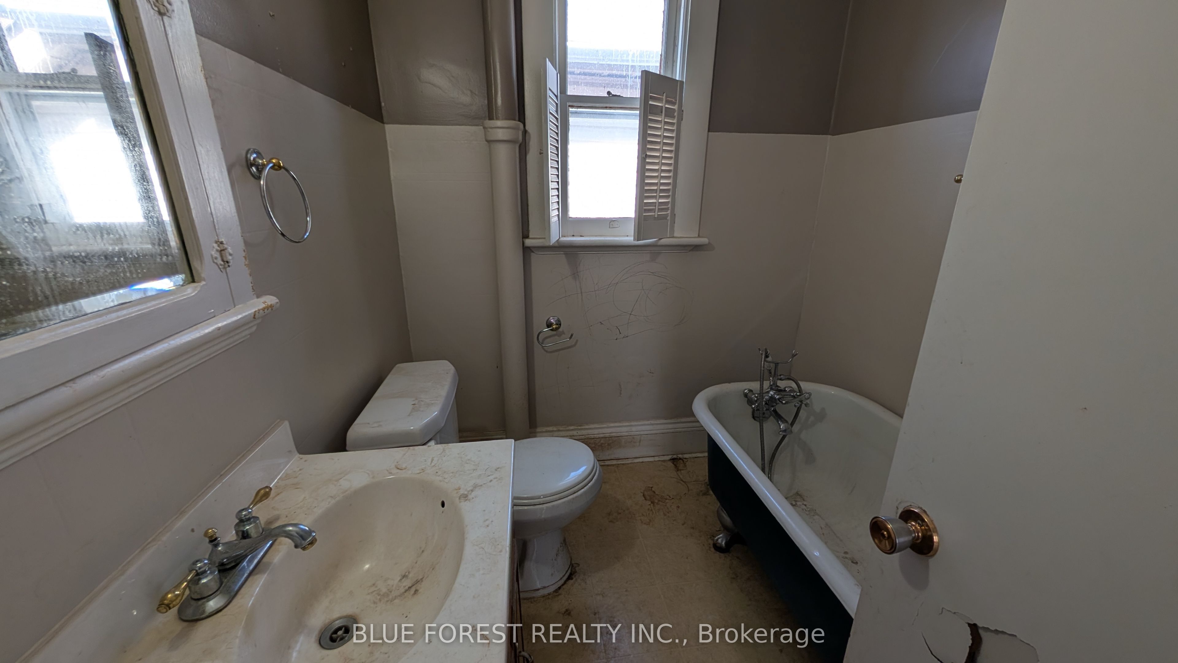 23 Hyatt Avenue Property Photo 25