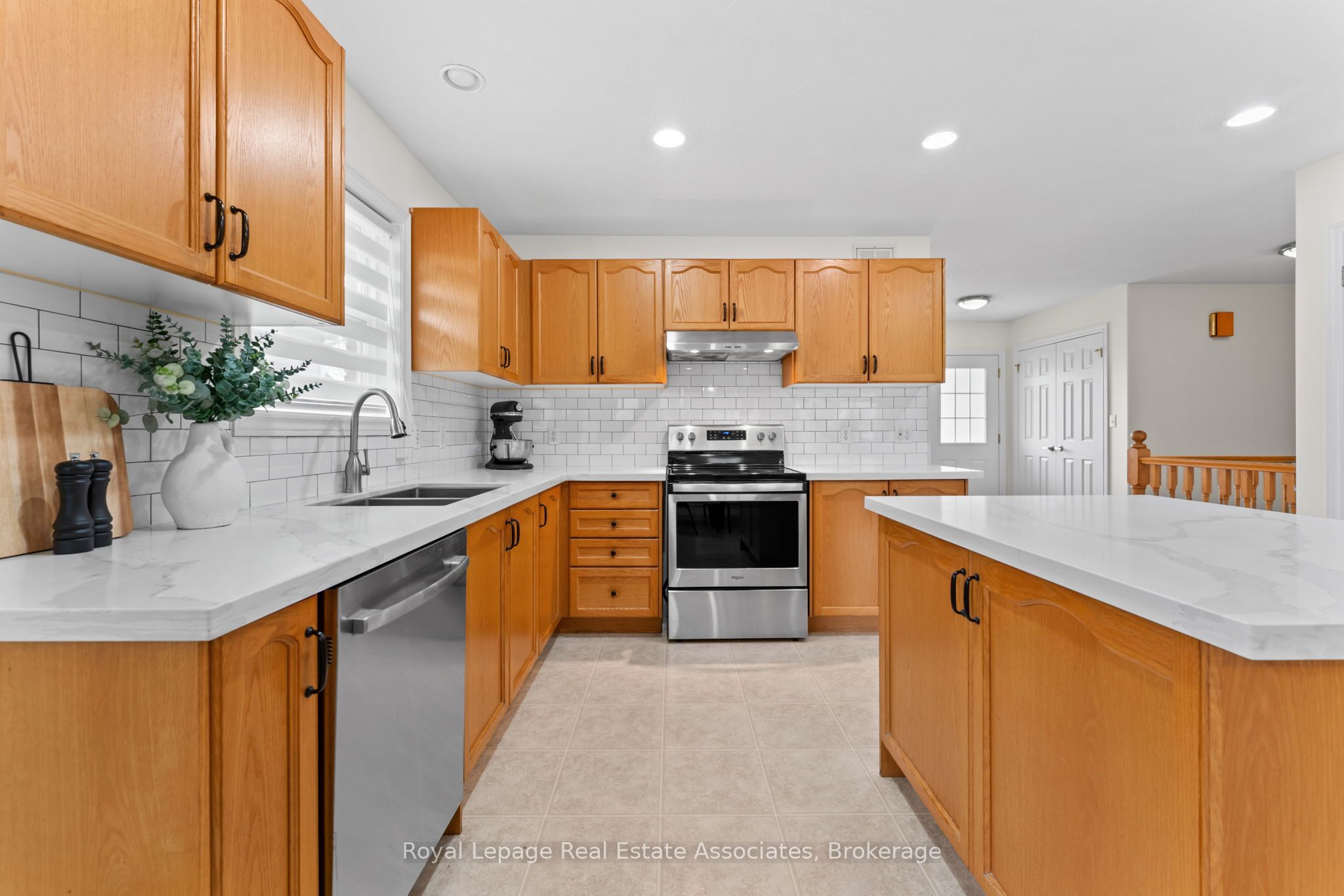 190 Sheffield Street Property Photo 6