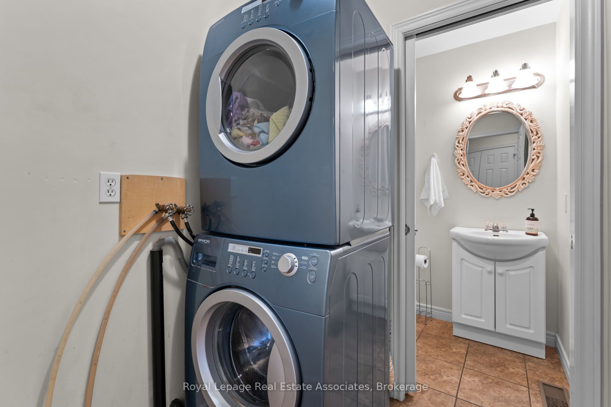 190 Sheffield Street Property Photo 22