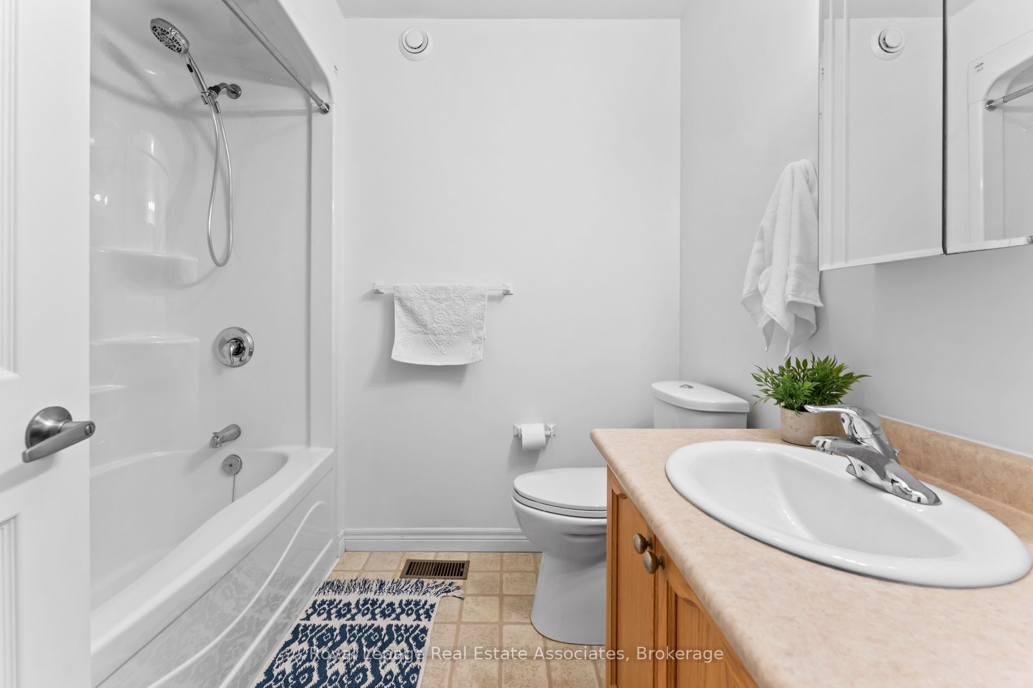 190 Sheffield Street Property Photo 32