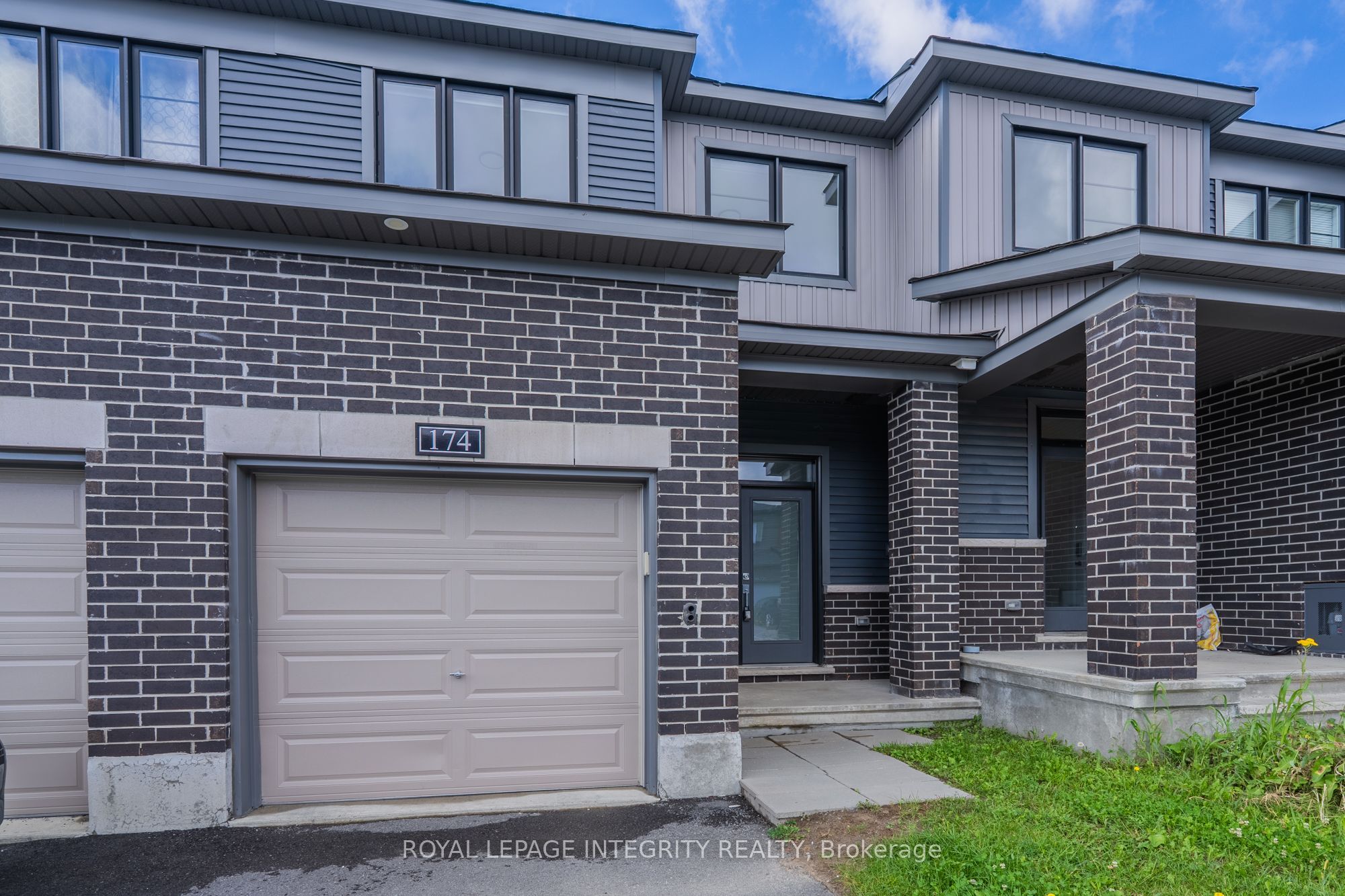 174 NAMASTE Walk Property Photo 1