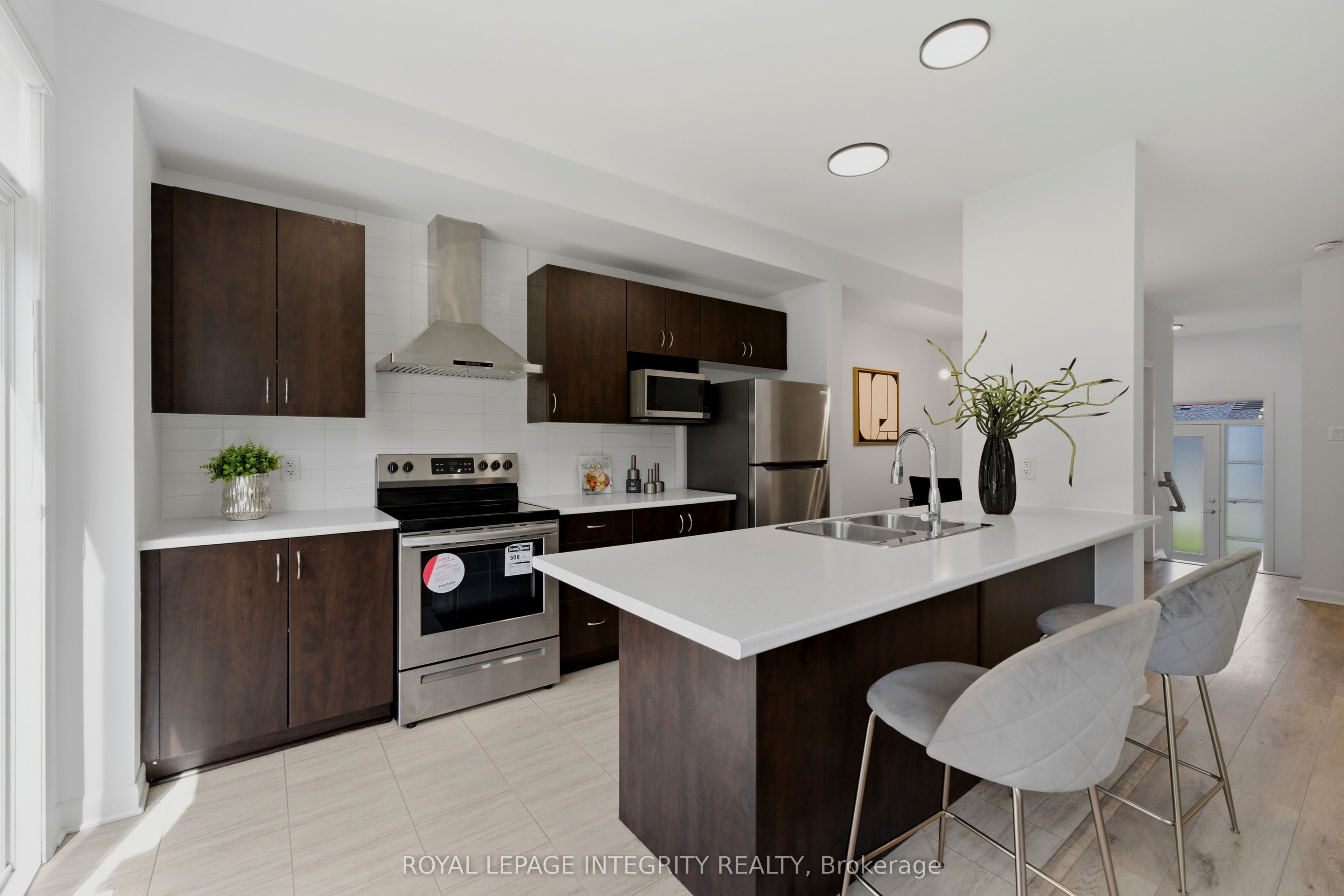 174 Namaste Walk Property Photo 12