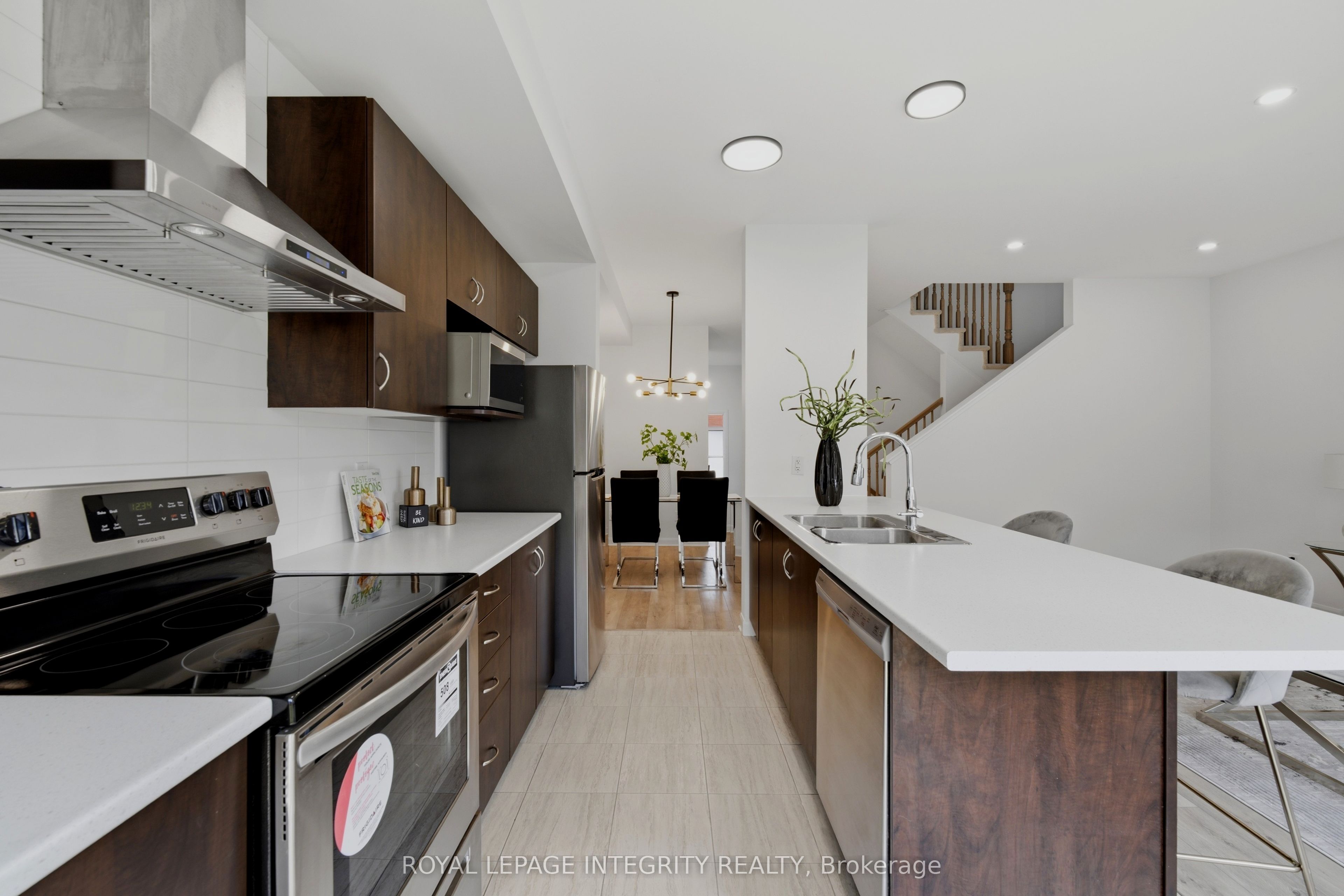 174 Namaste Walk Property Photo 17