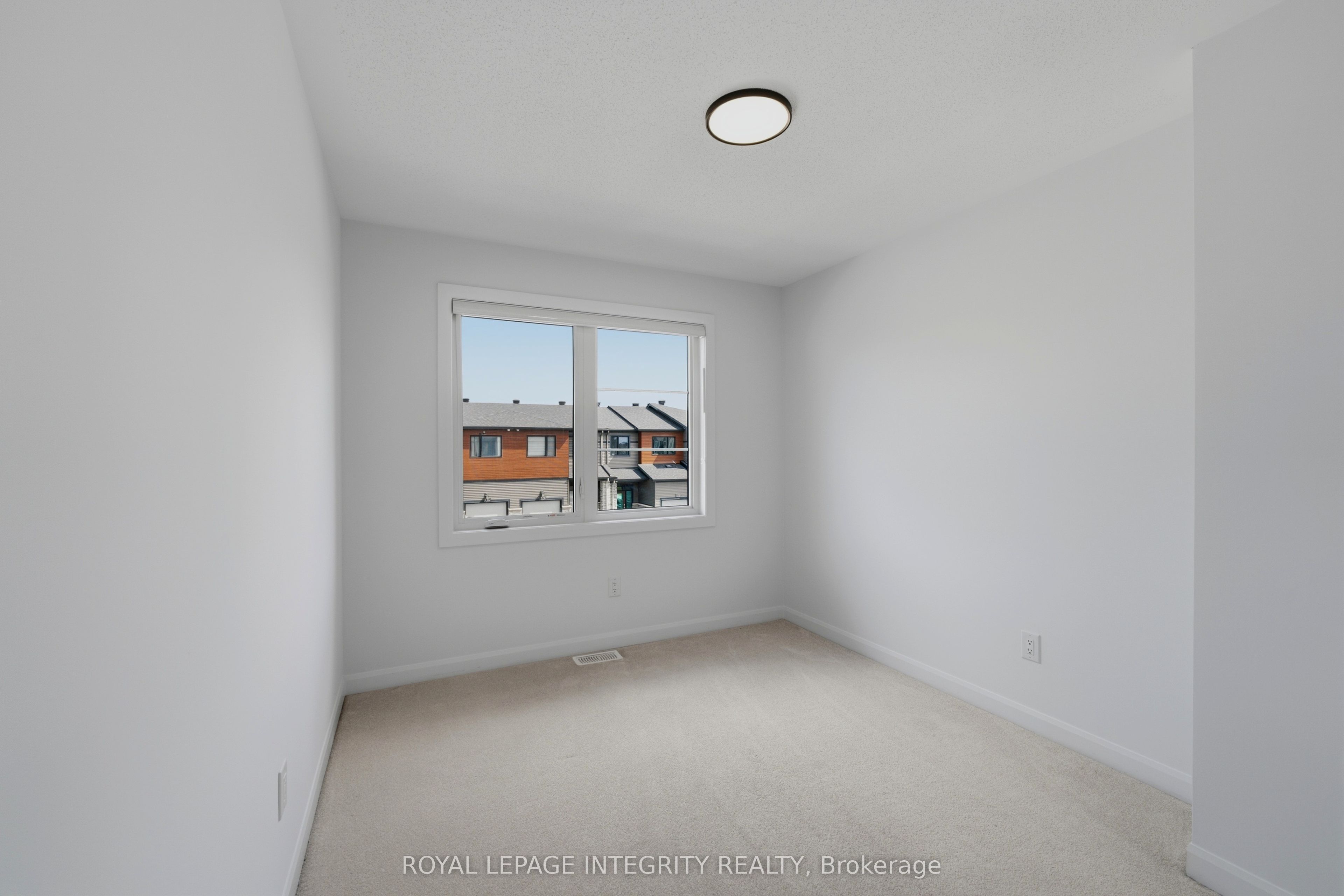 174 Namaste Walk Property Photo 26