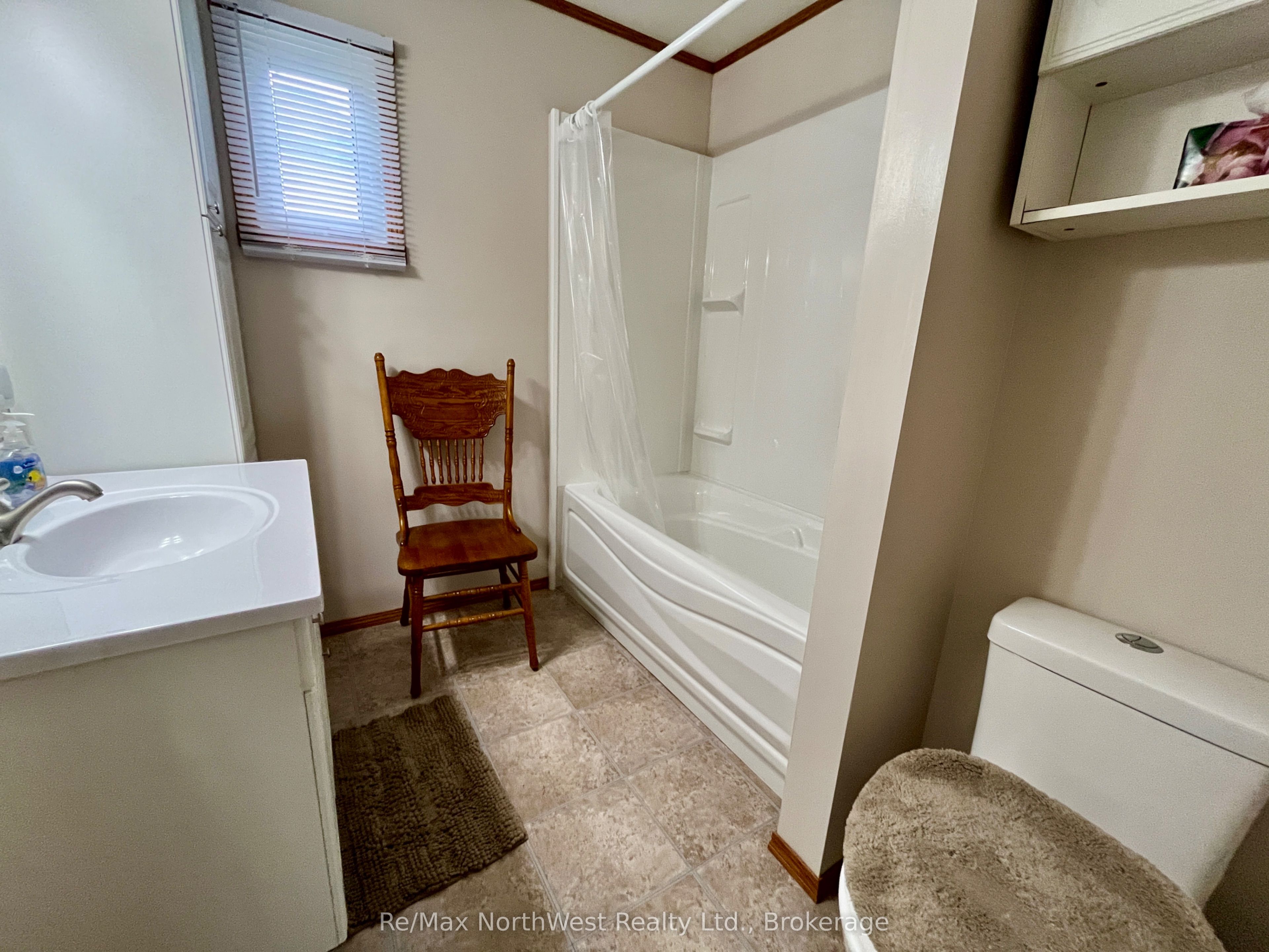 10 Spruce Road Property Photo 10