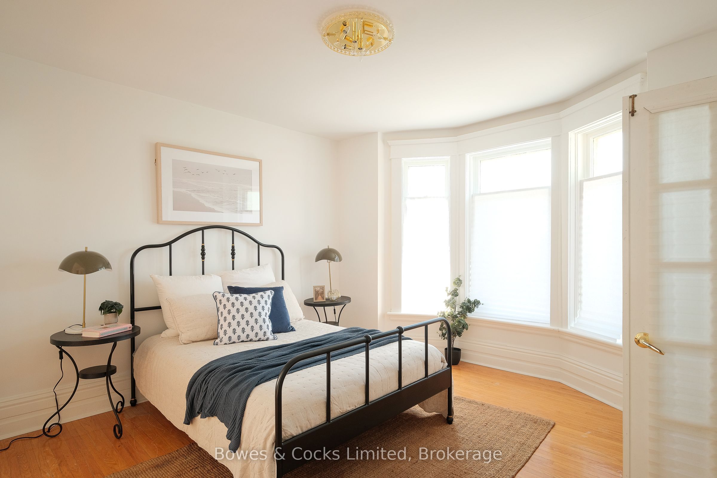599 Gilmour Street Property Photo 16