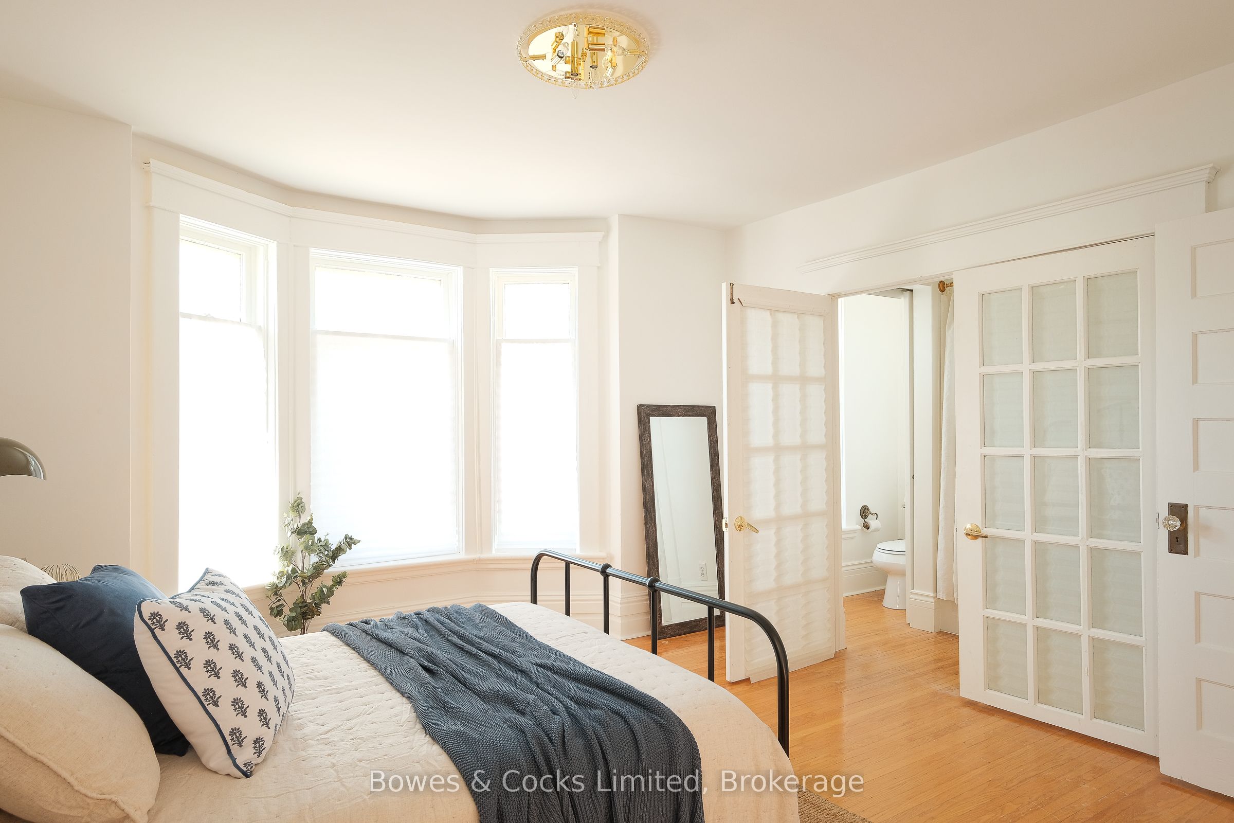 599 Gilmour Street Property Photo 17