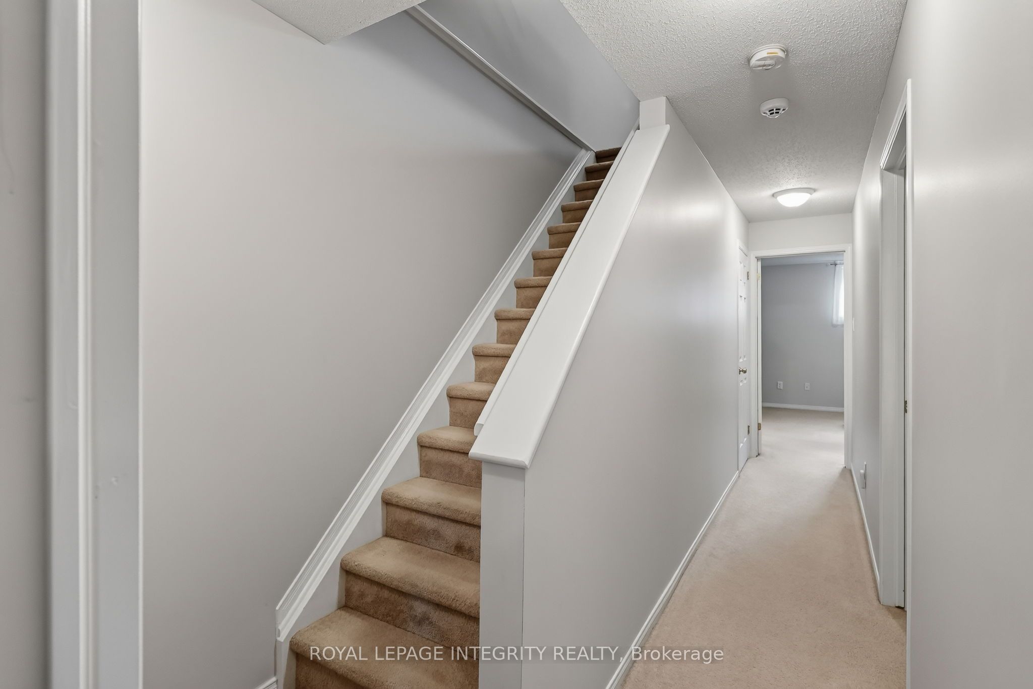 795 Longfields Drive Property Photo 16