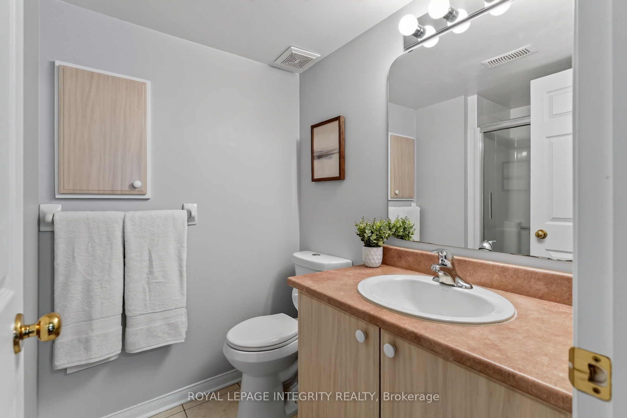 795 Longfields Drive Property Photo 20