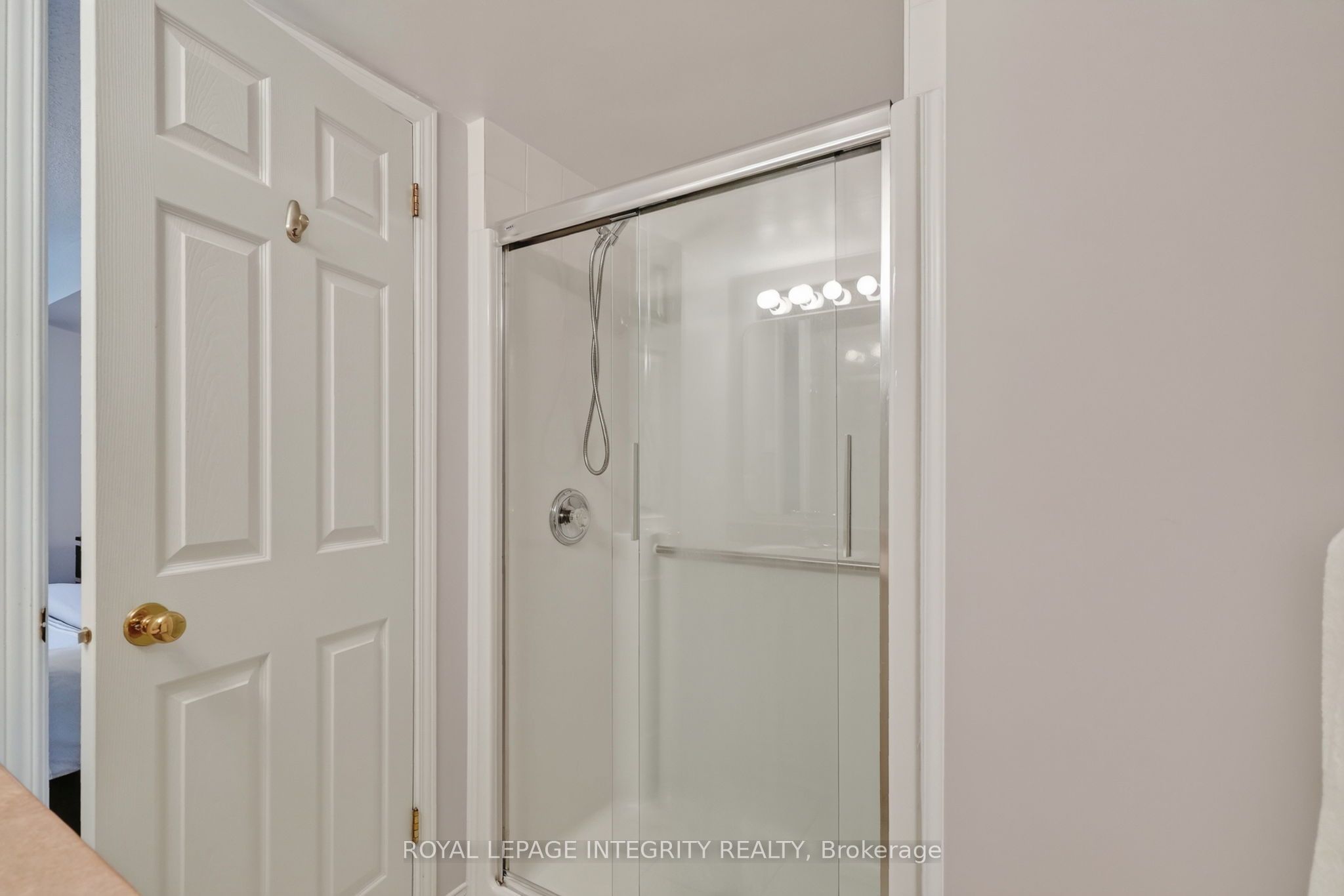 795 Longfields Drive Property Photo 21