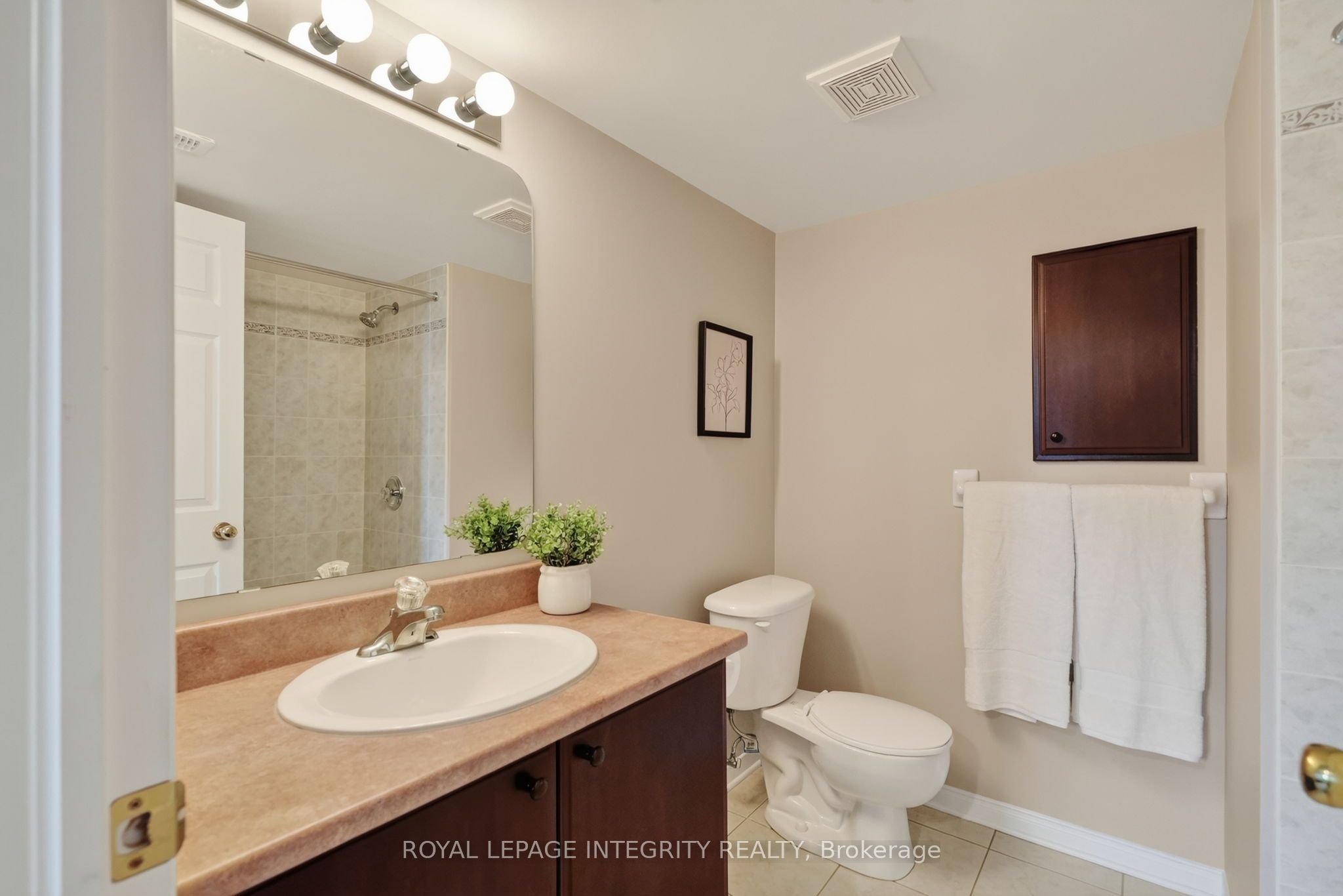 795 Longfields Drive Property Photo 25