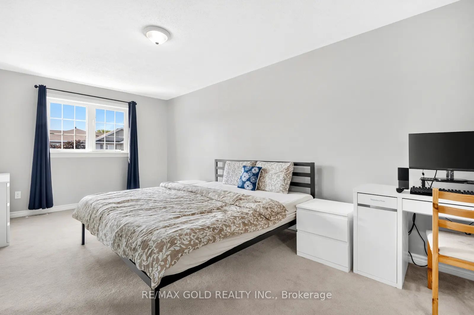 106 Thomas Street S Property Photo 21