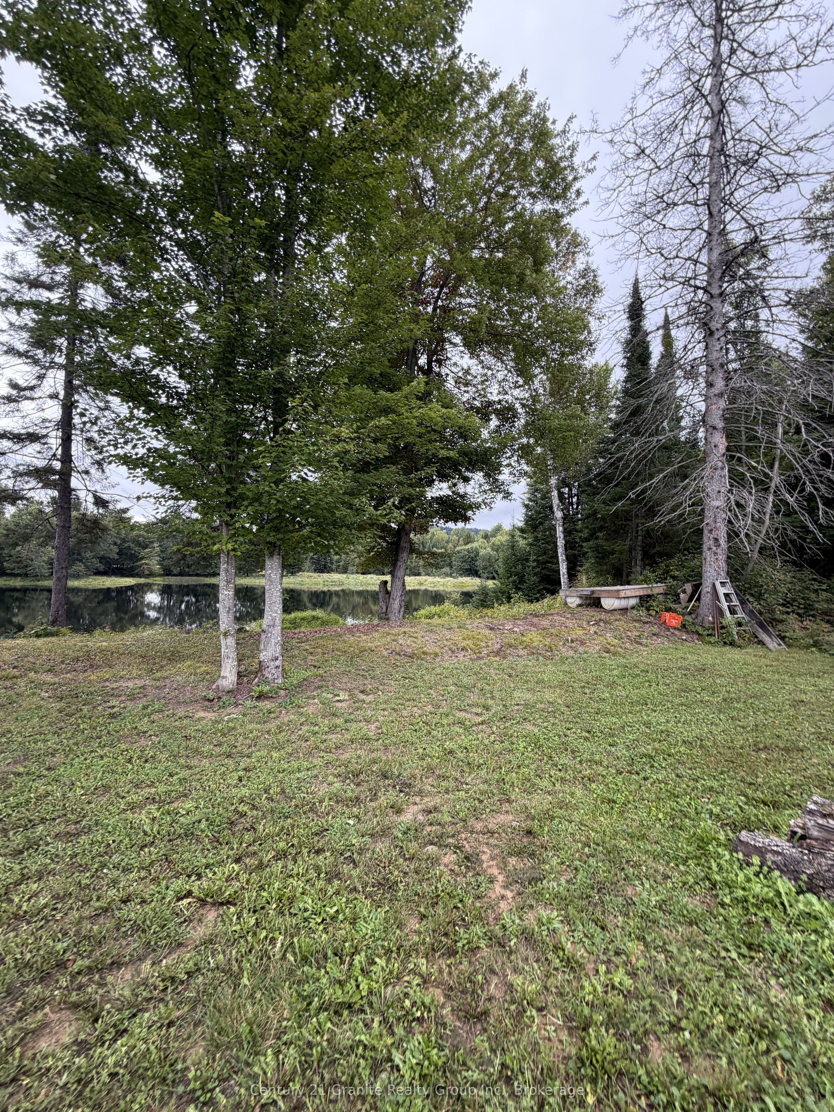 000 Evergreen Lane Property Photo 3
