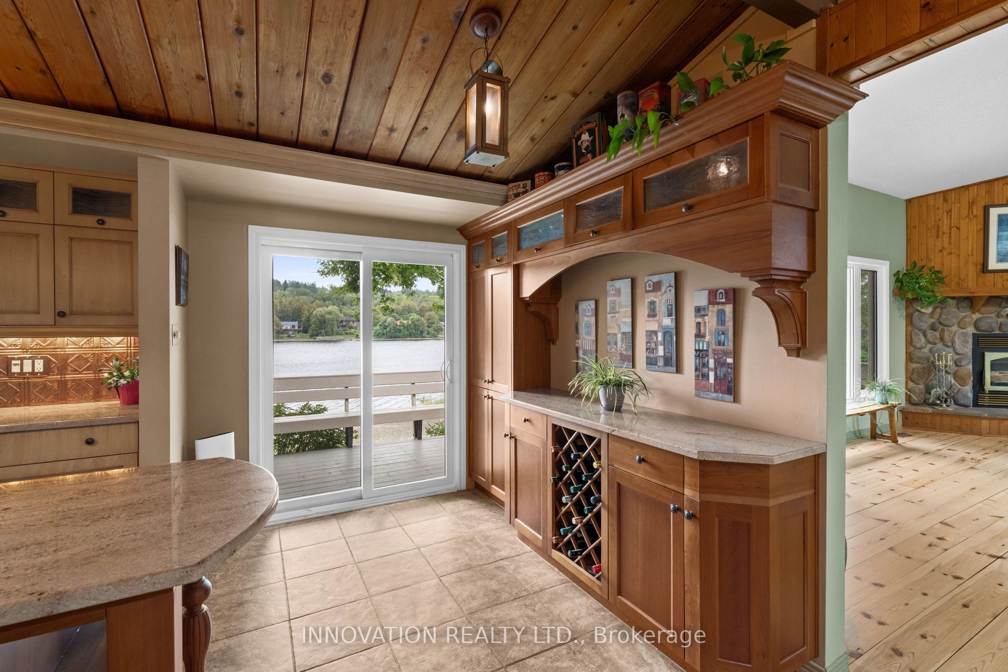 956 Bayview Drive Property Photo 11