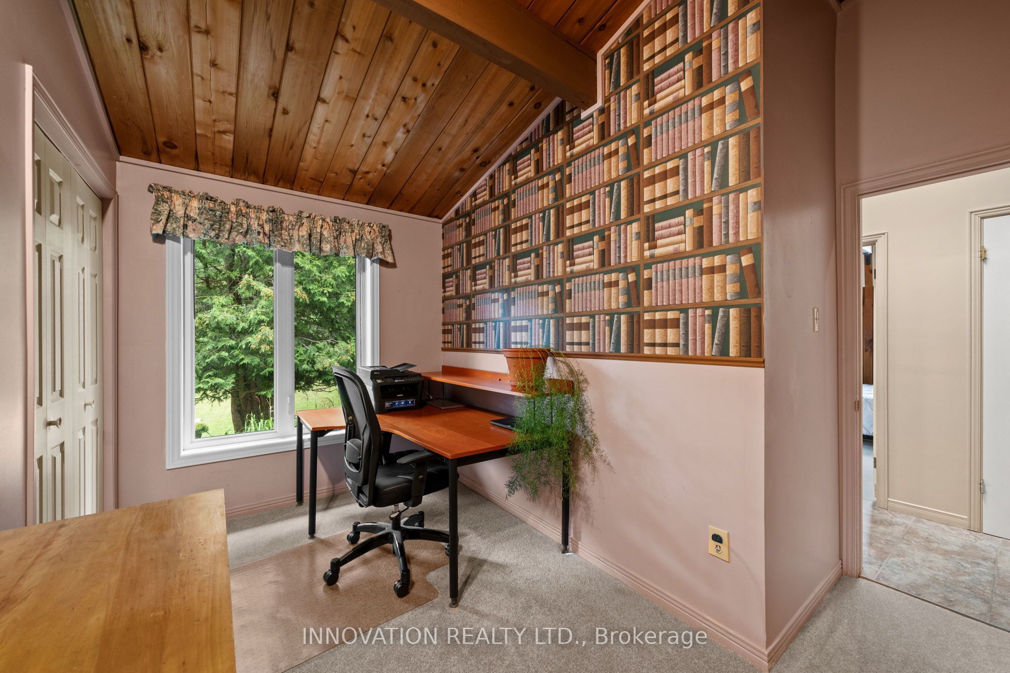 956 Bayview Drive Property Photo 17