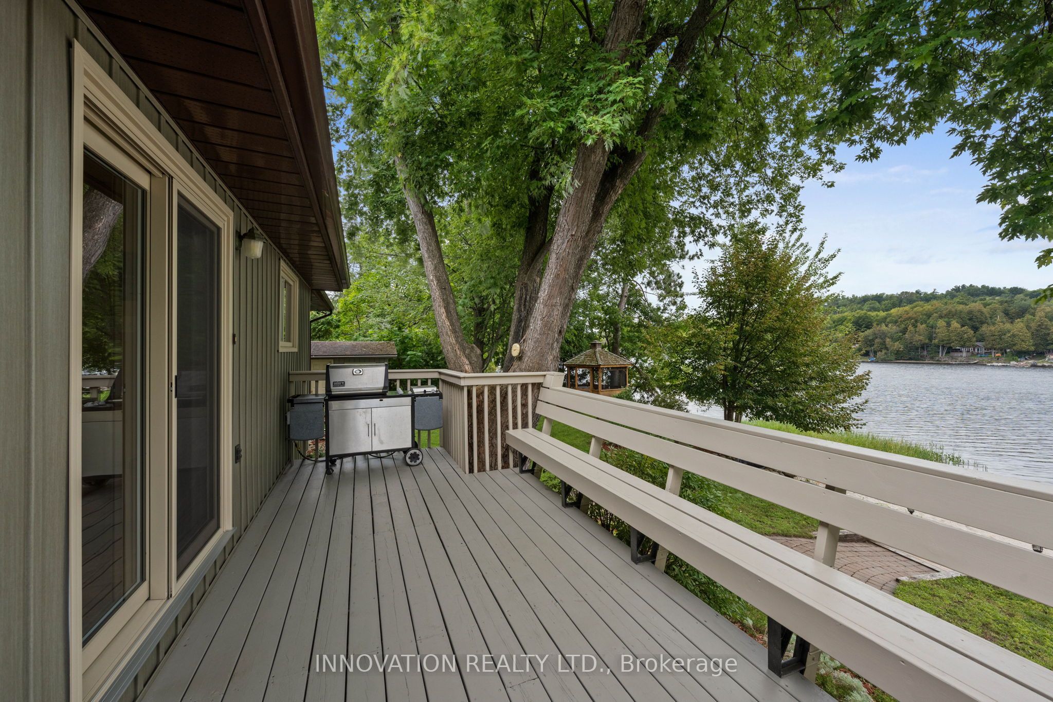 956 Bayview Drive Property Photo 33