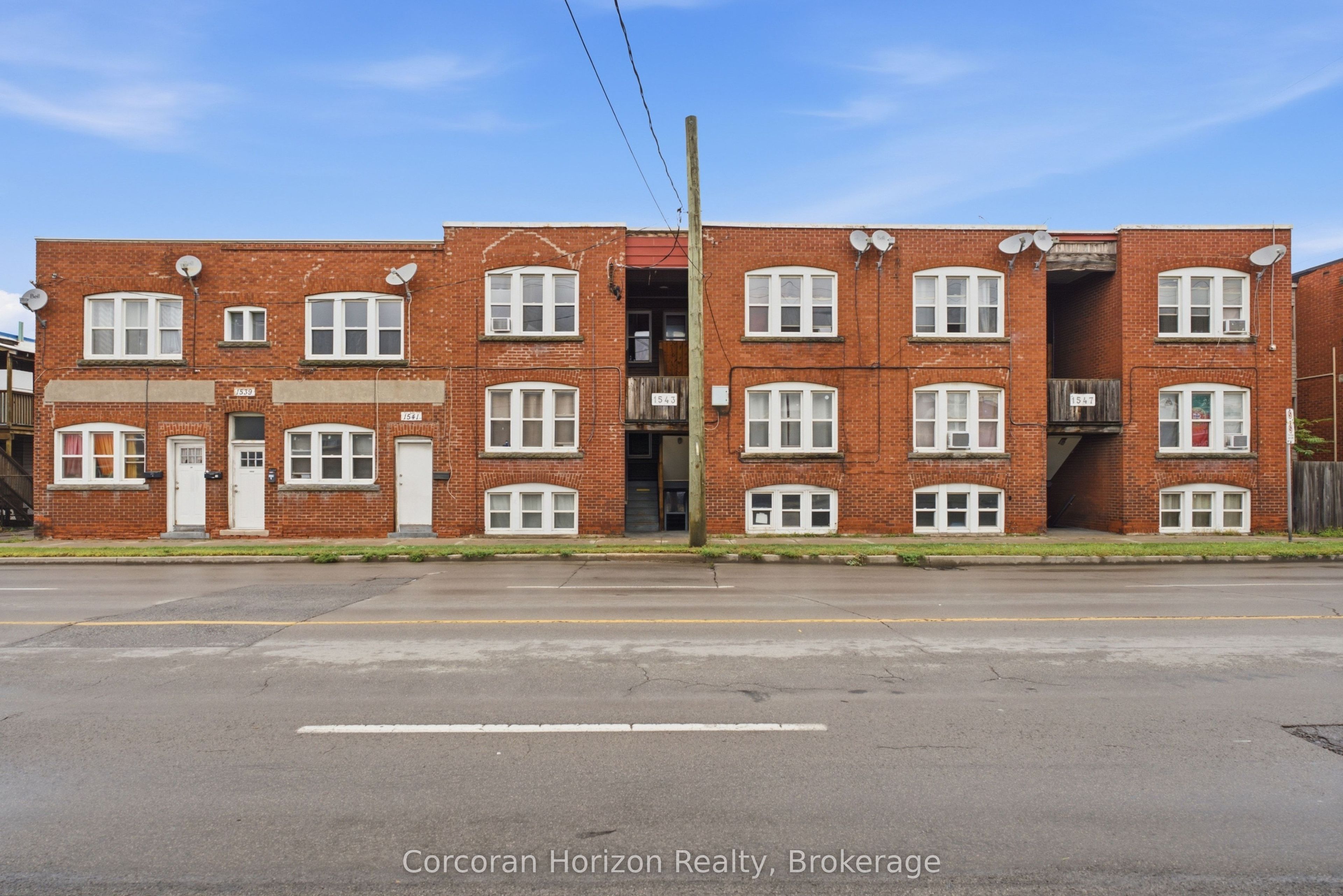 1539-1547 Barton Street E Property Photo 1