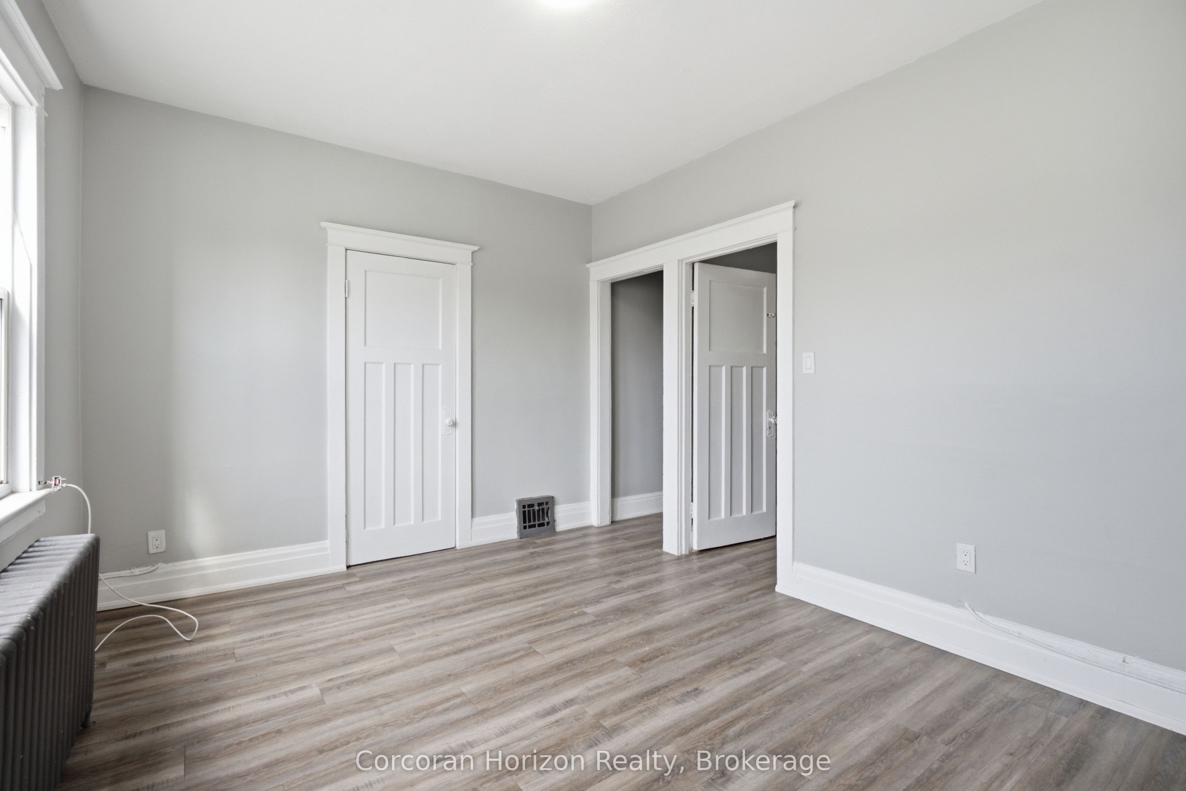 1539-1547 Barton Street E Property Photo 6