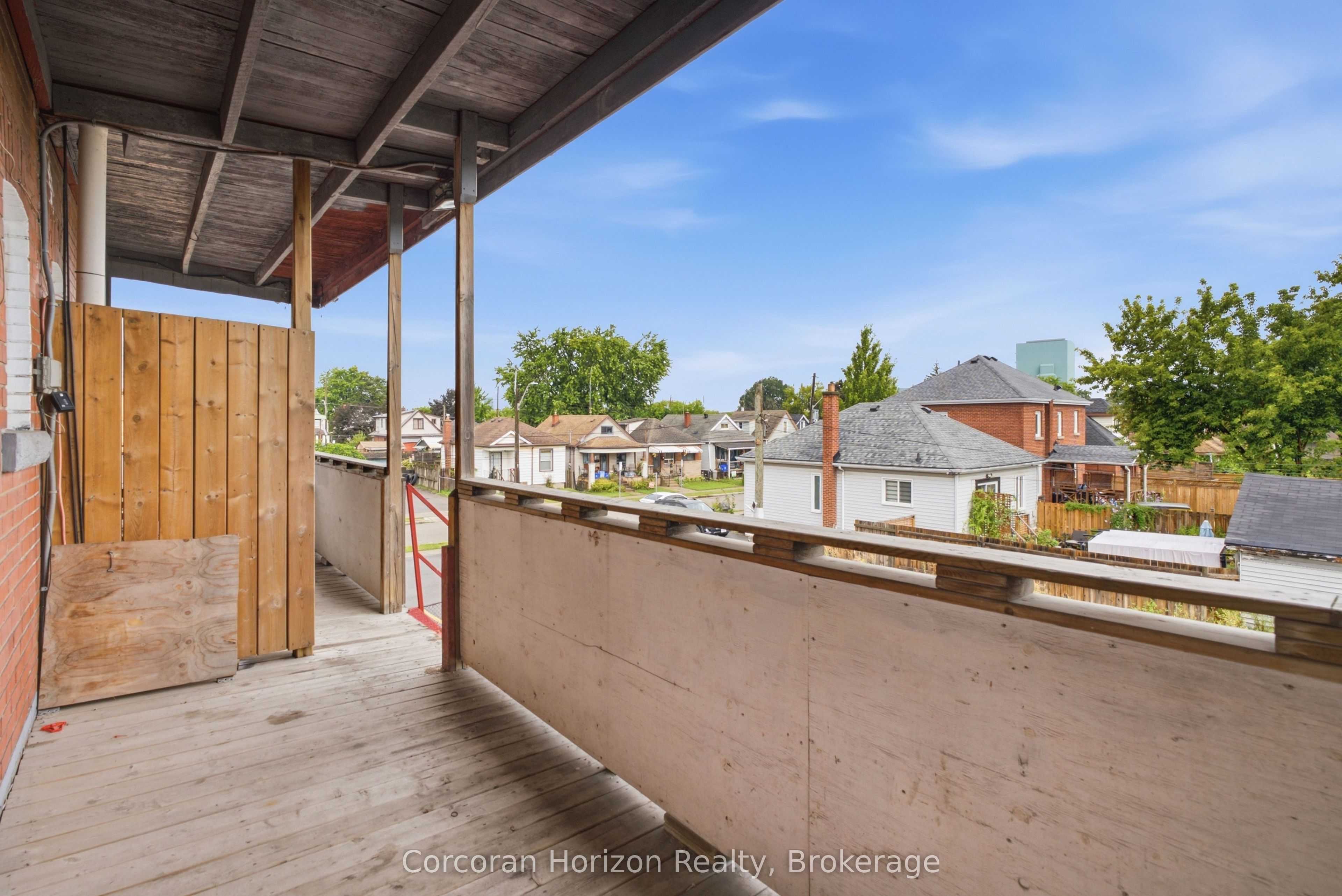 1539-1547 Barton Street E Property Photo 12