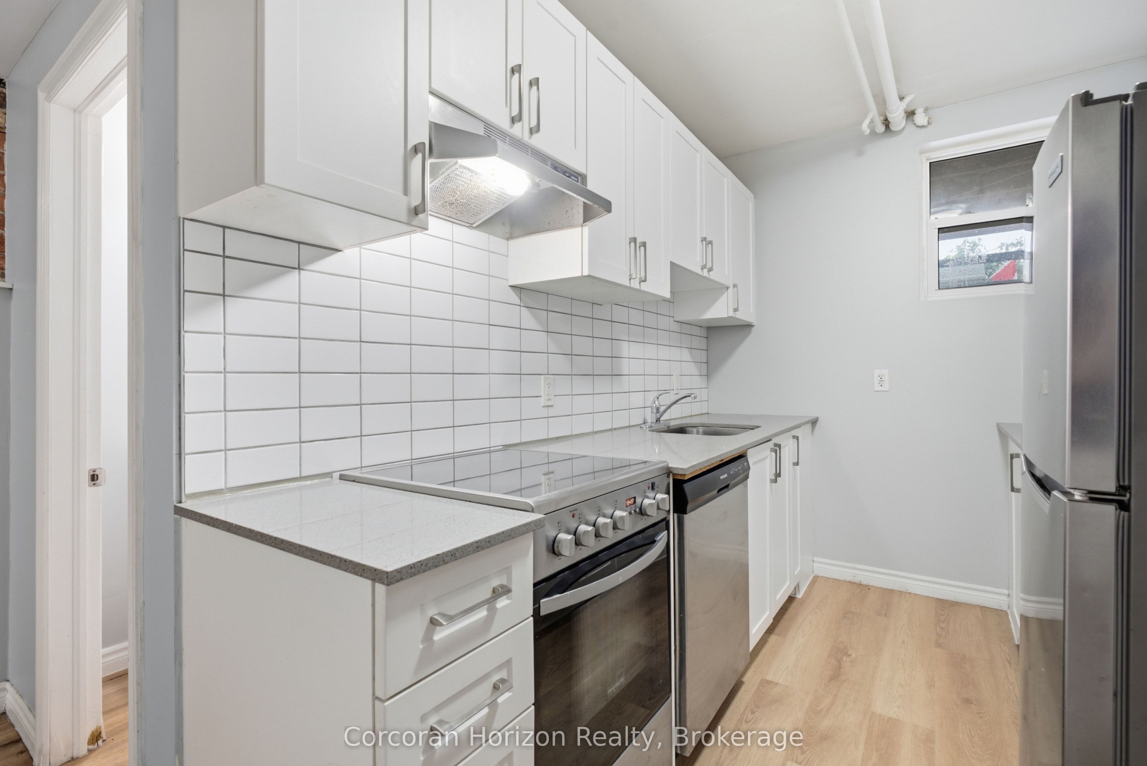 1539-1547 Barton Street E Property Photo 15