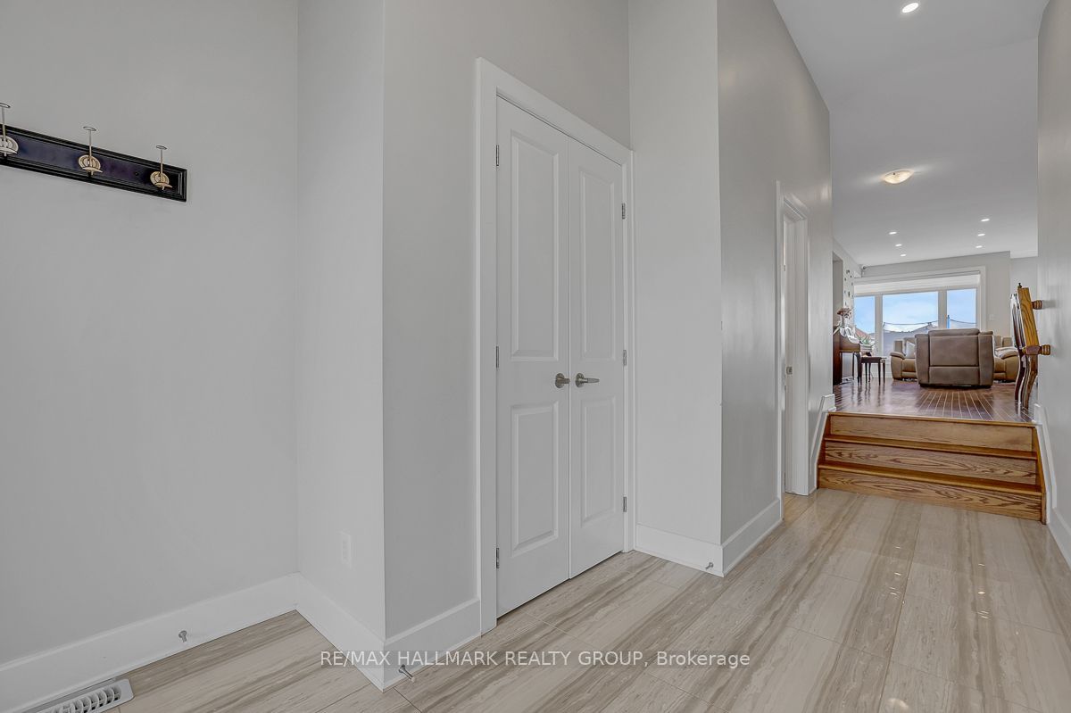 46 Hurdis Way Property Photo 3