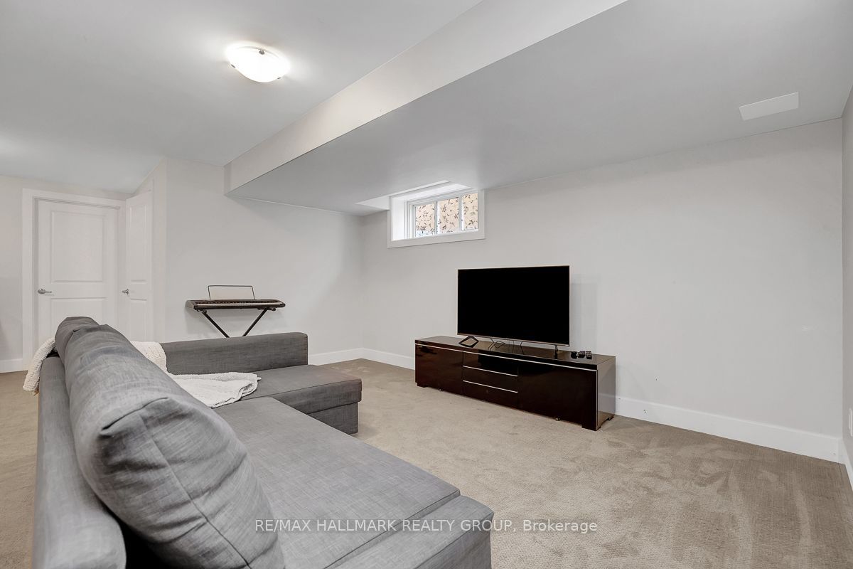46 Hurdis Way Property Photo 35
