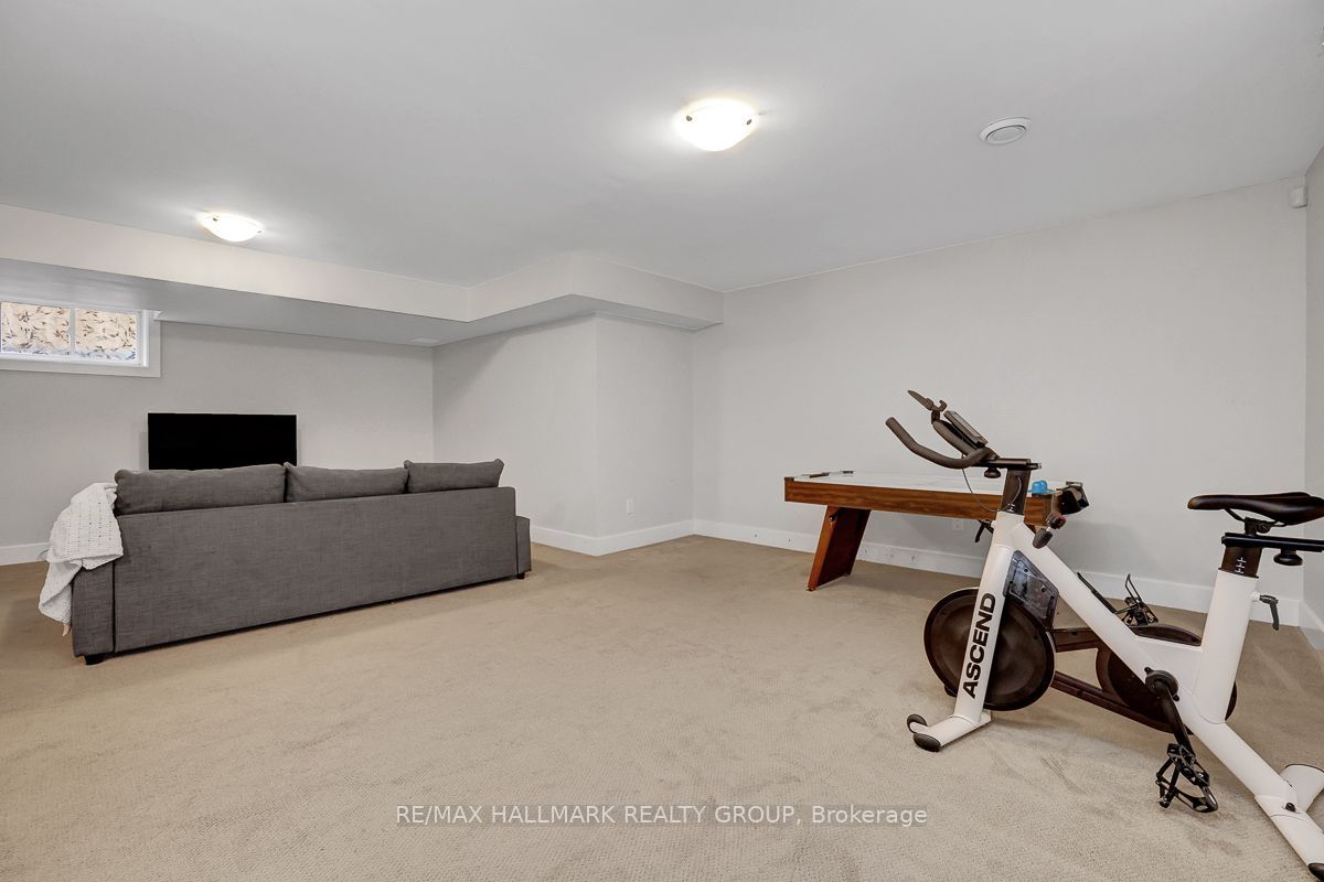 46 Hurdis Way Property Photo 36