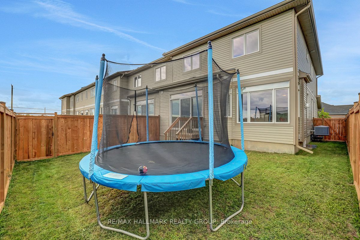 46 Hurdis Way Property Photo 39