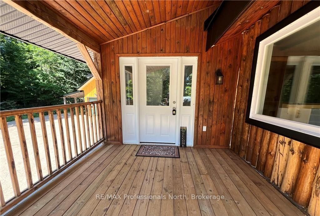 298 Angus Point Road Property Photo 5