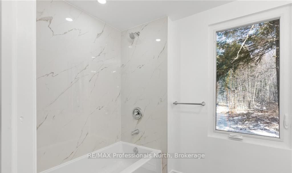 298 Angus Point Road Property Photo 9