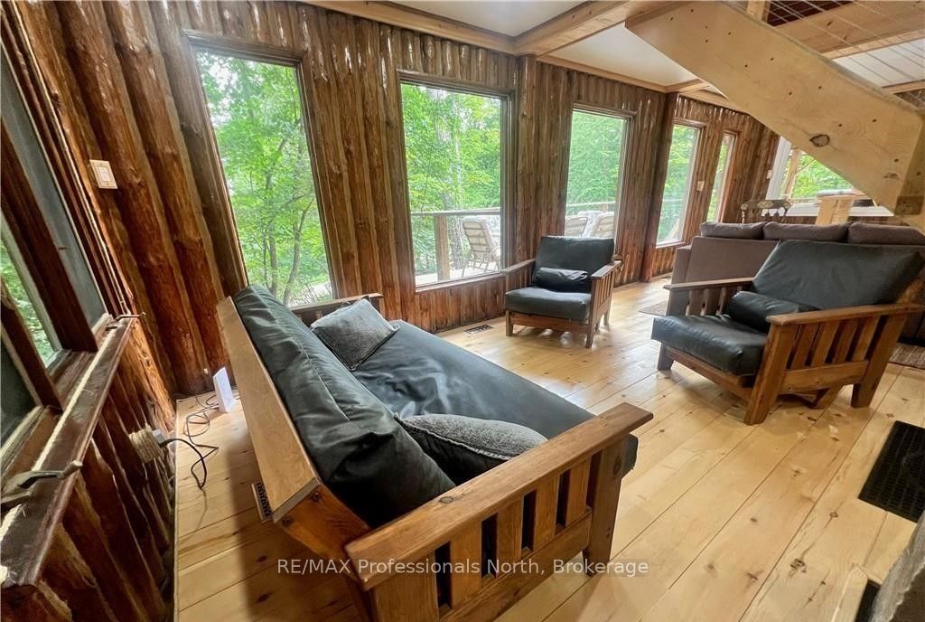 298 Angus Point Road Property Photo 16
